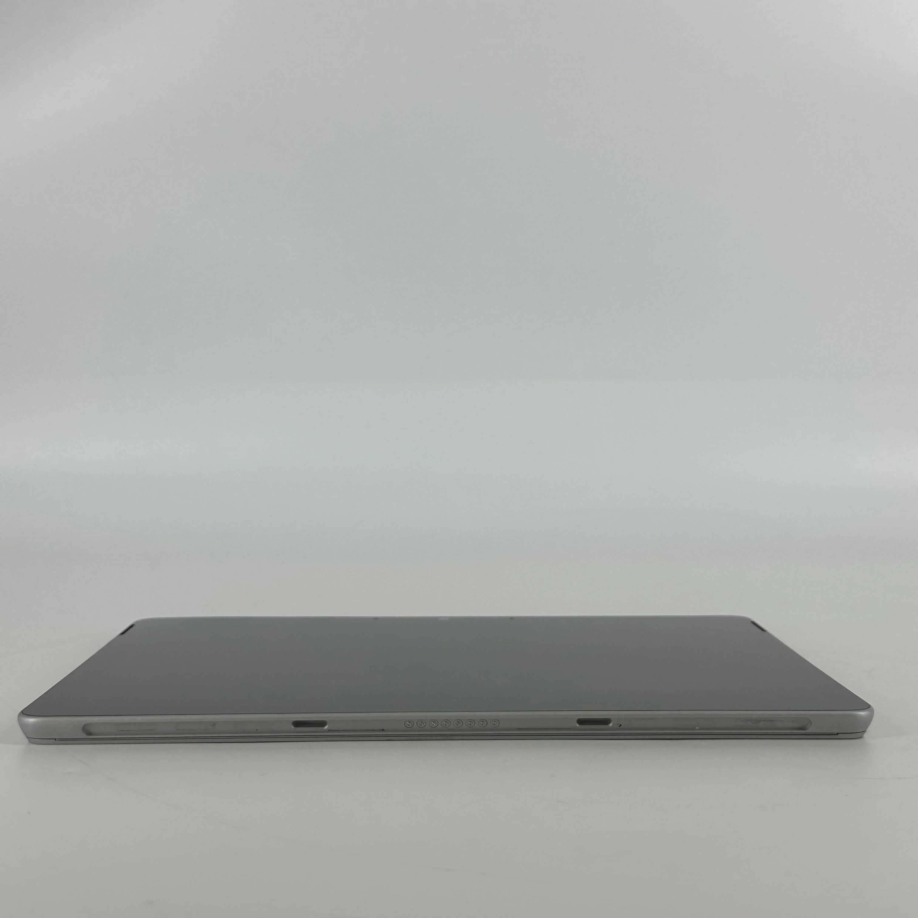 Microsoft Surface Go 3 10.5 Unlocked 1.3 GHz Intel Core i3 10th Gen. 8GB RAM 128GB Solid State Drive - Image 6