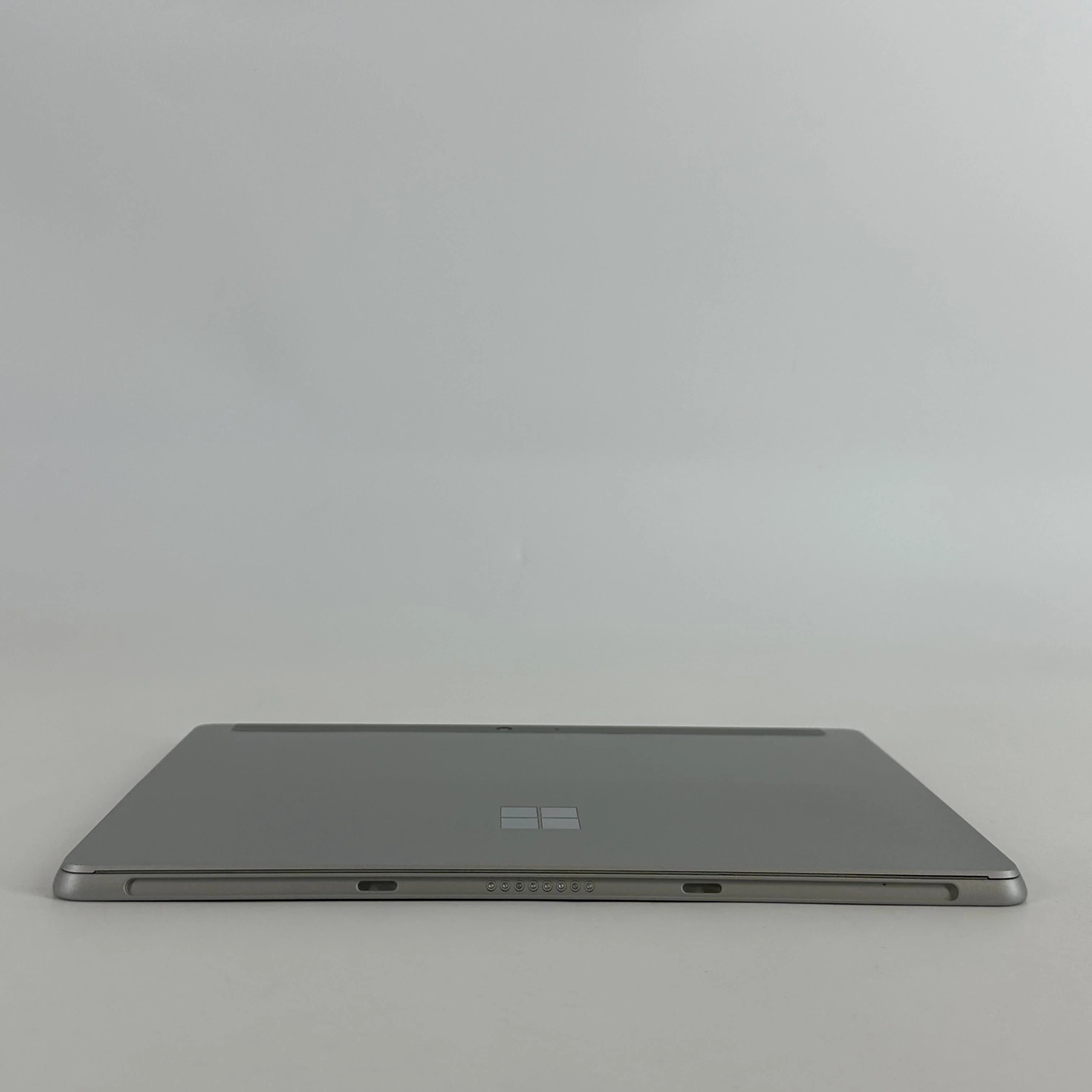 Microsoft Surface Go 3 10.5 WiFi 1.1 GHz Intel Pentium Gold 6500Y 4GB RAM 64GB Solid State Drive - Image 6