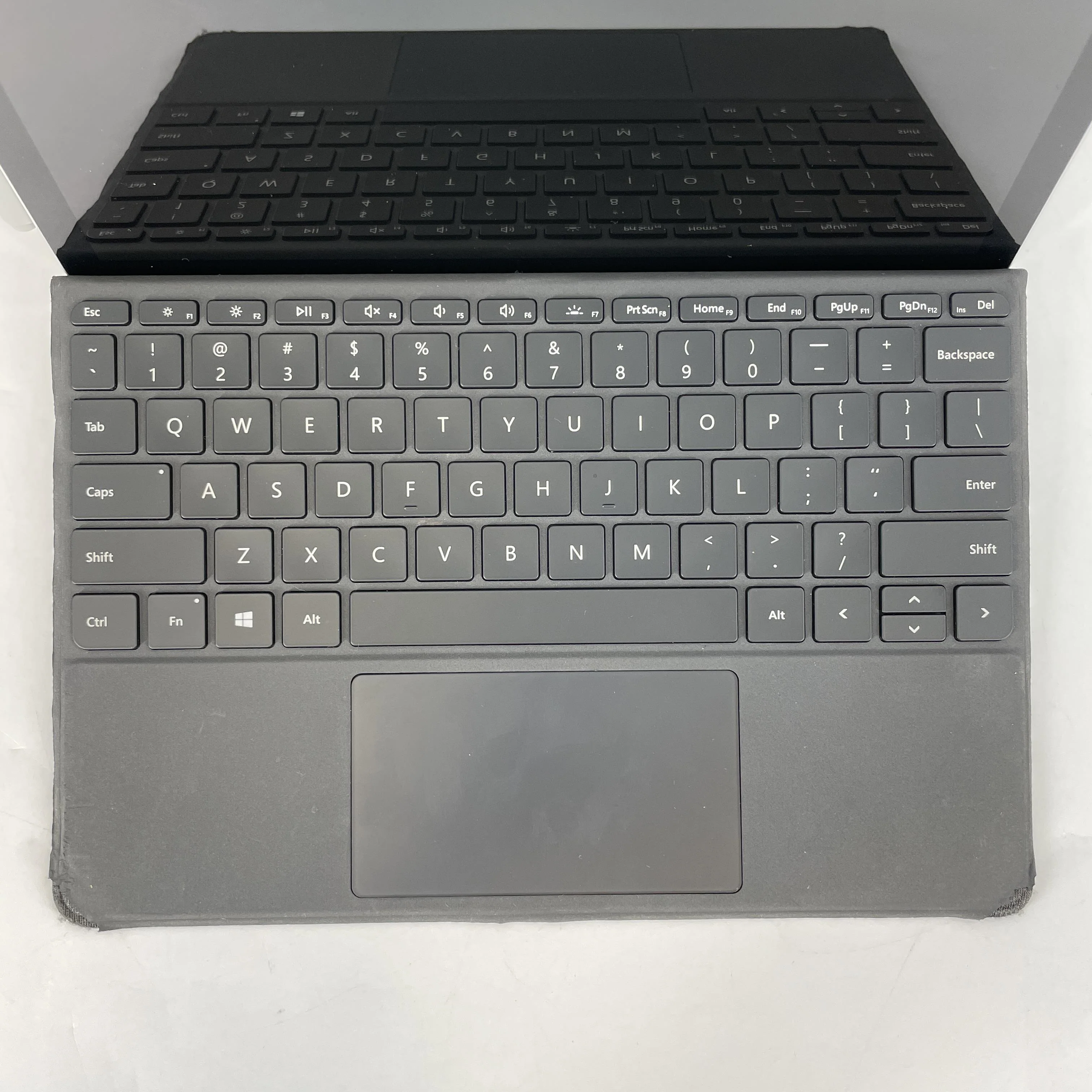 Microsoft Surface Go 3 10.5 WiFi 1.3 GHz Intel Core i3 10th Gen. 8GB RAM 128GB Solid State Drive - Image 2