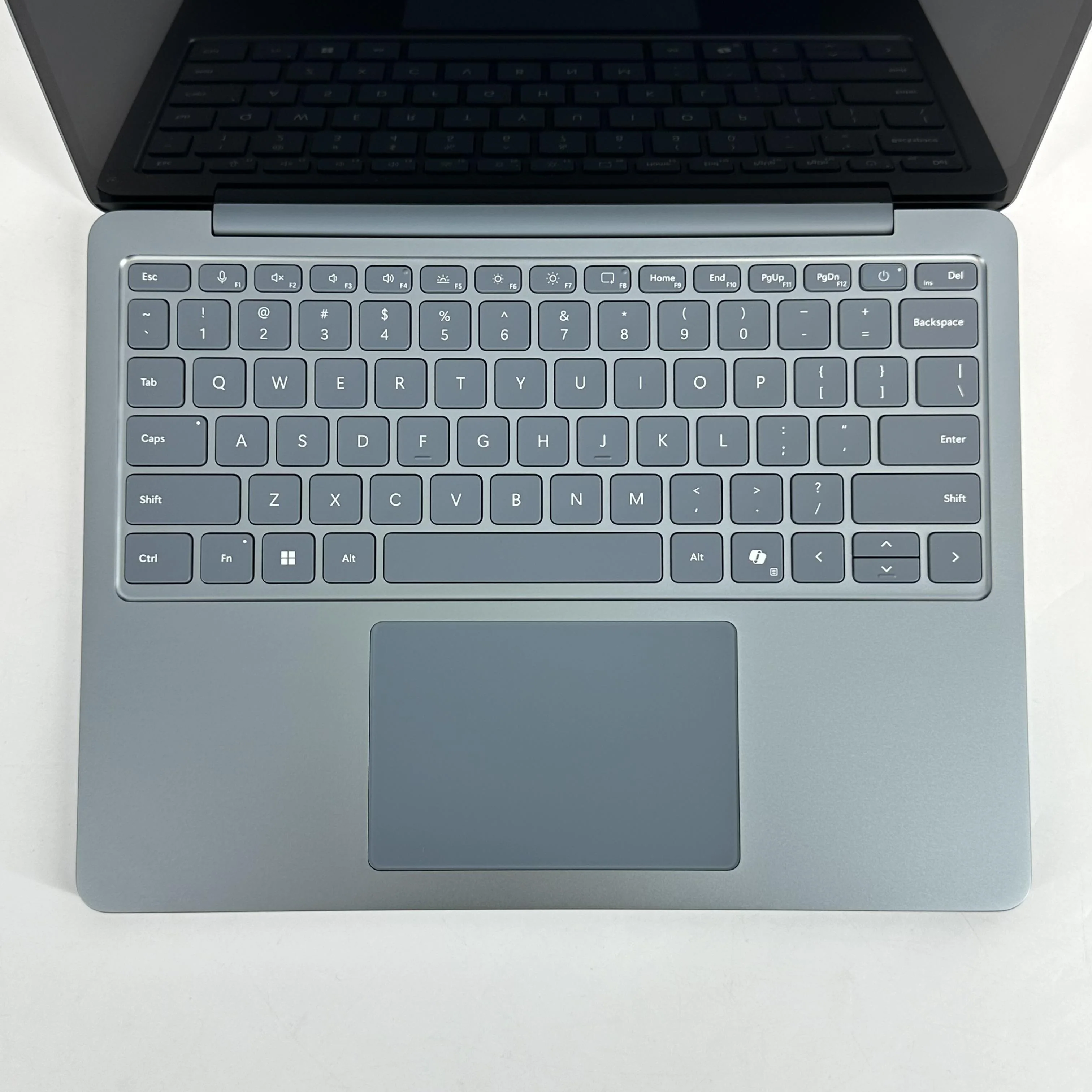 Microsoft Surface Laptop 13 Gray 3.3 GHz Qualcomm Snapdragon X Plus 16GB RAM 512GB UniversalFlashStorage - Image 10