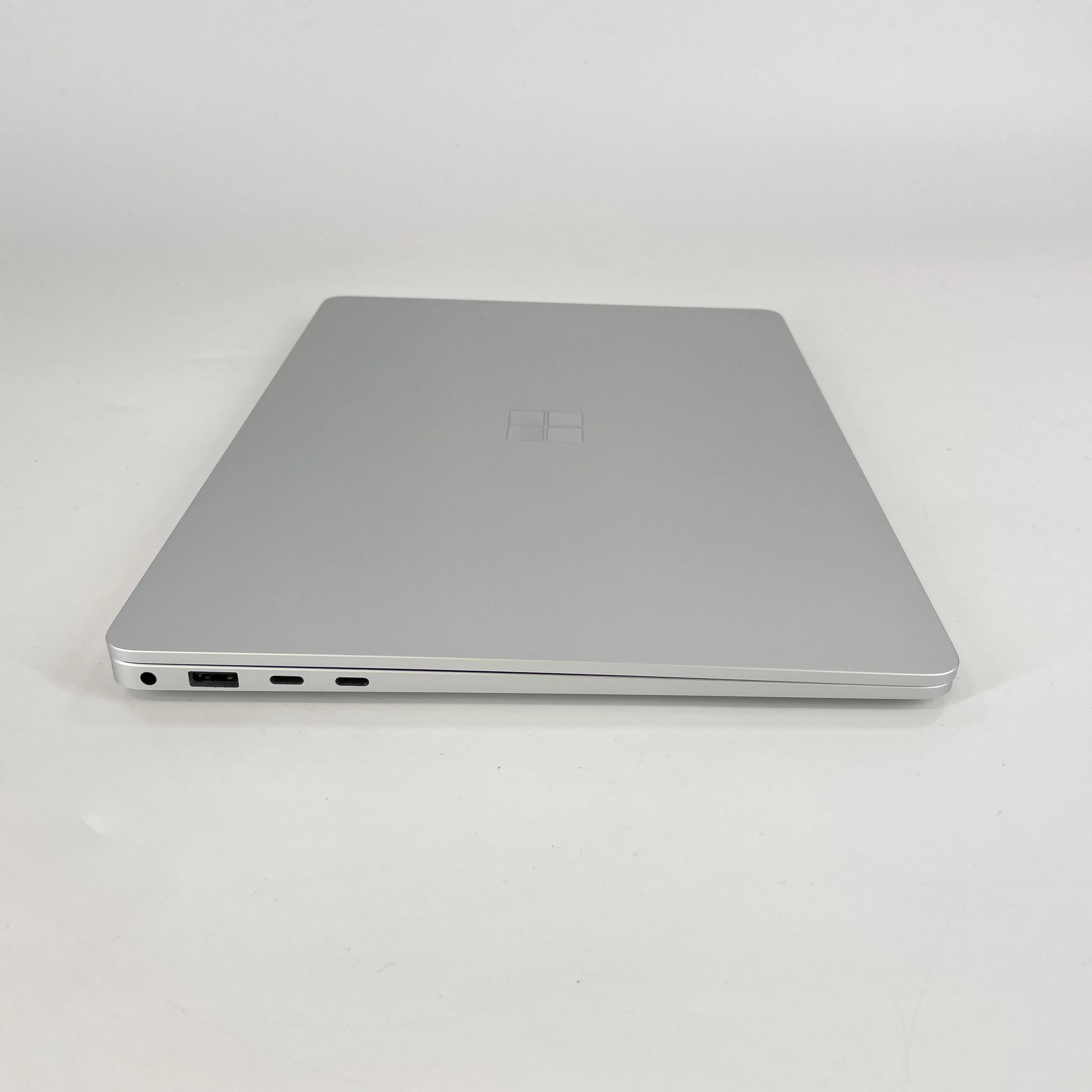Microsoft Surface Laptop 13 Silver 3.4 GHz Qualcomm Snapdragon X Plus 16GB RAM 256GB UniversalFlashStorage - Image 11