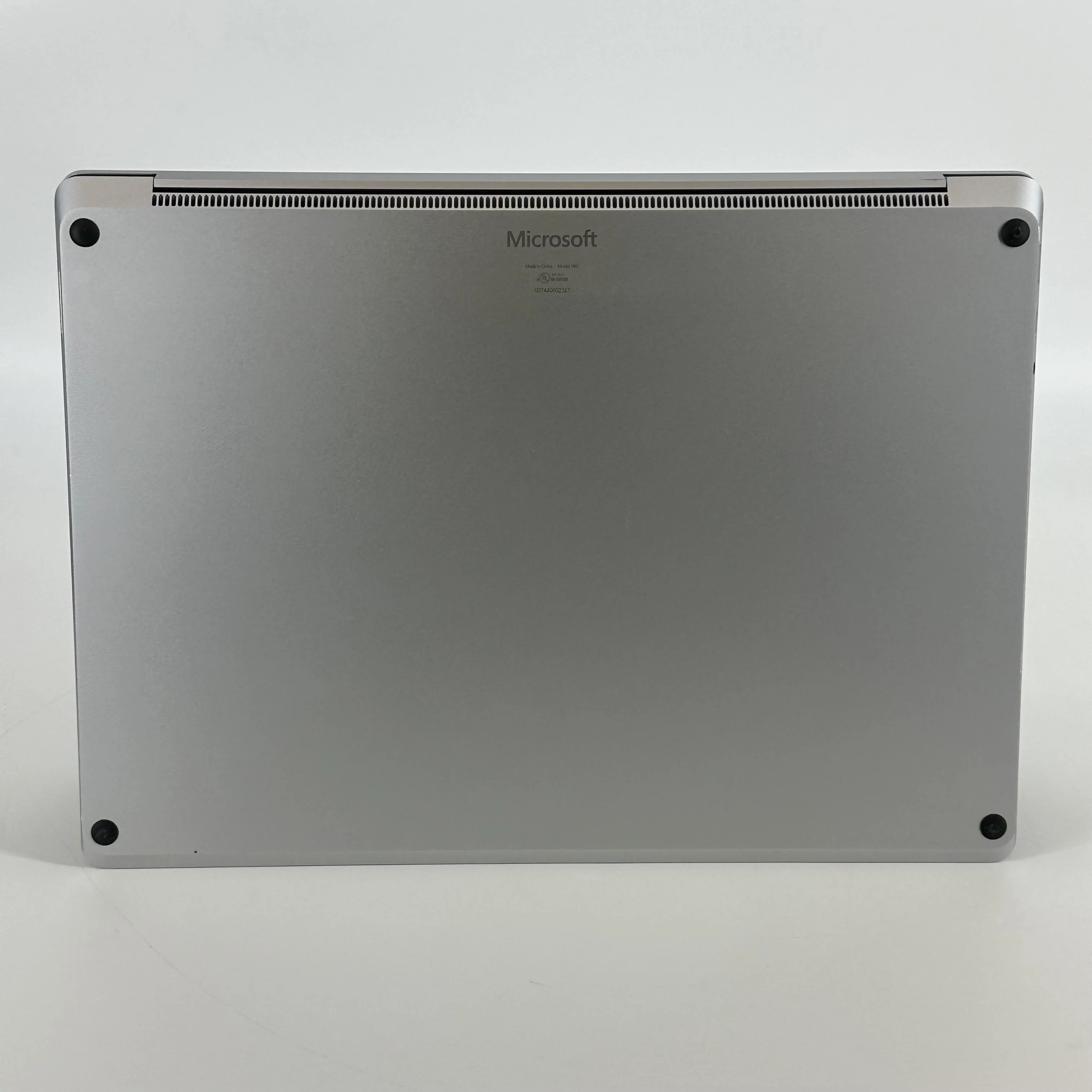 Microsoft Surface Laptop 3 13.5 Platinum 1.3 GHz Intel Core i7 10th Gen. 16GB RAM 512GB Solid State Drive - Image 7