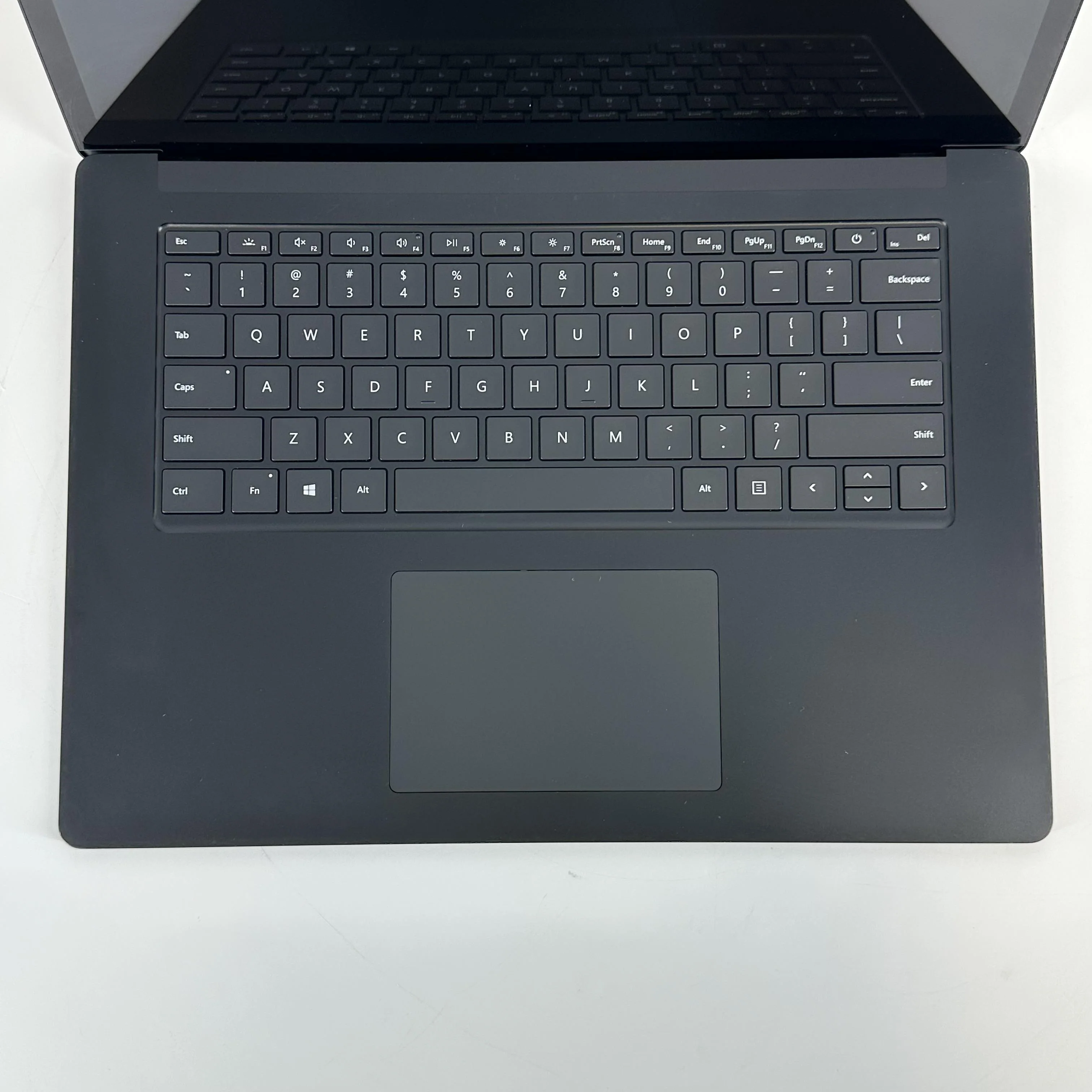 Microsoft Surface Laptop 3 15 Black 1.2 GHz Intel Core i5 10th Gen. 16GB RAM 256GB Solid State Drive - Image 2