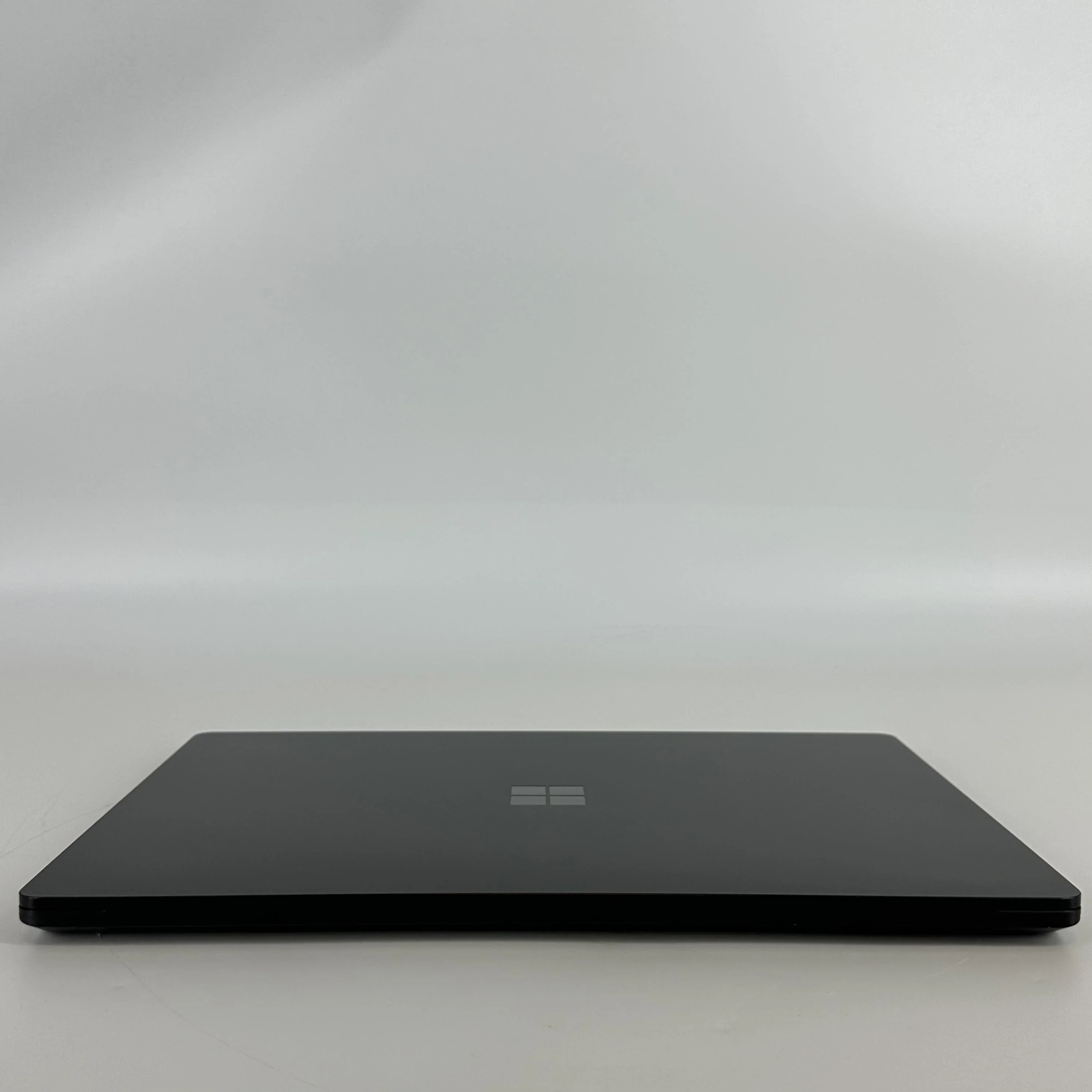 Microsoft Surface Laptop 3 15 Black 1.3 GHz Intel Core i7 10th Gen. 16GB RAM 512GB Solid State Drive - Image 9