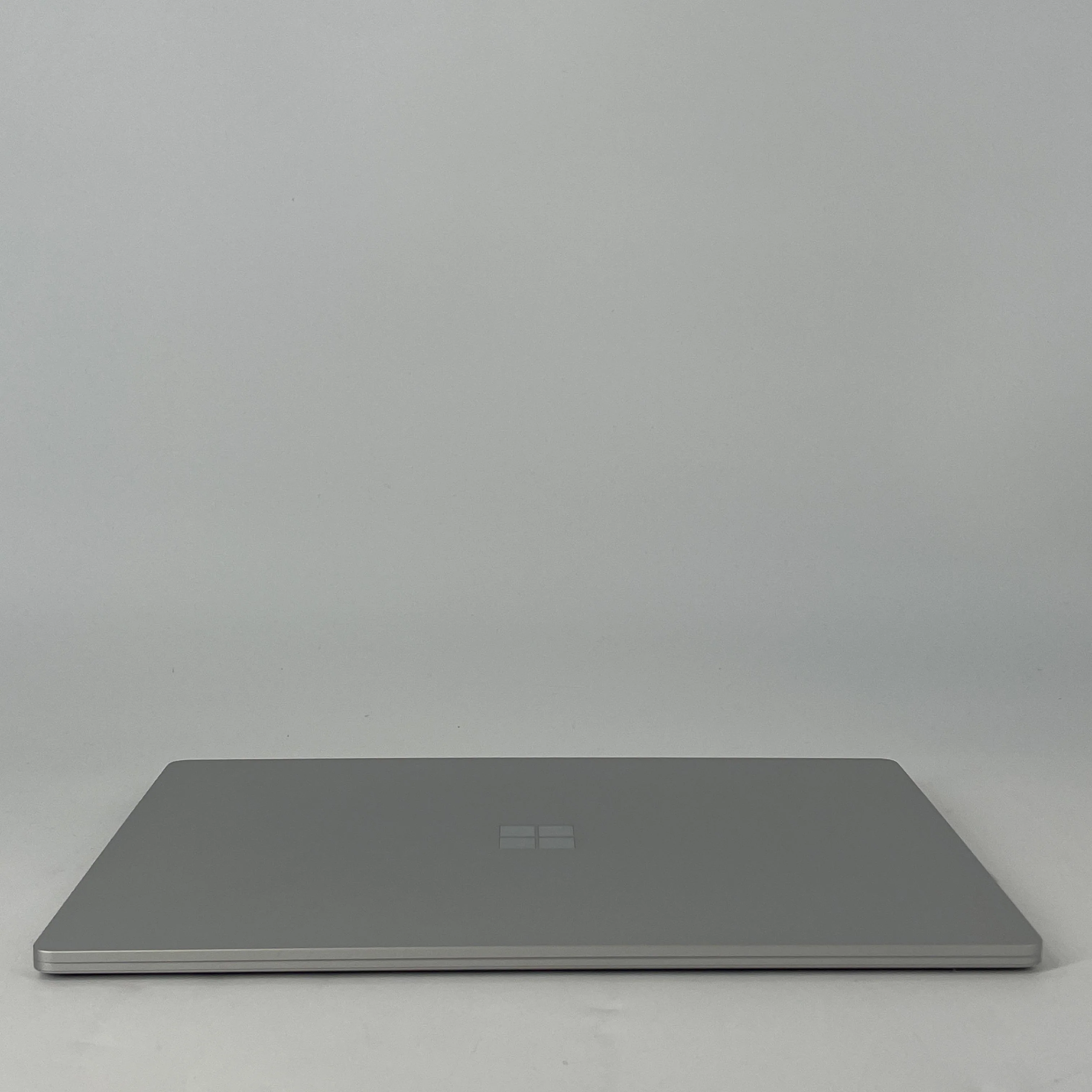 Microsoft Surface Laptop 3 15 Platinum 1.3 GHz Intel Core i7 10th Gen. 16GB RAM 256GB Solid State Drive - Image 10