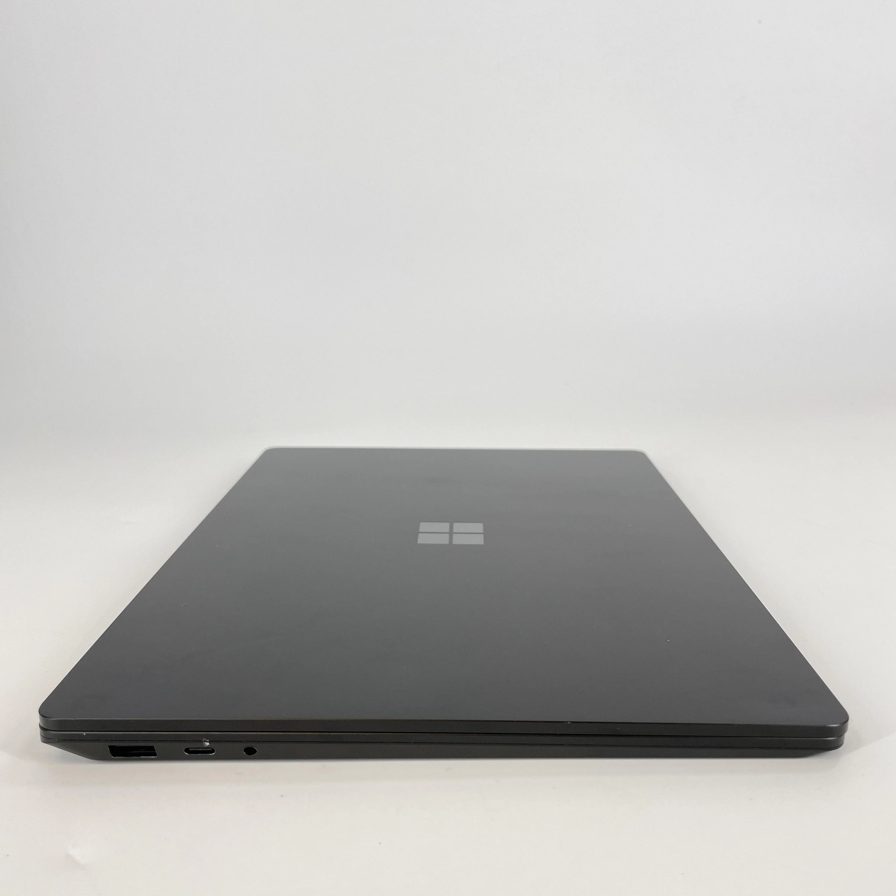 Microsoft Surface Laptop 4 13.5 Black 2.6 GHz Intel Core i5 11th Gen. 8GB RAM 256GB Solid State Drive - Image 10