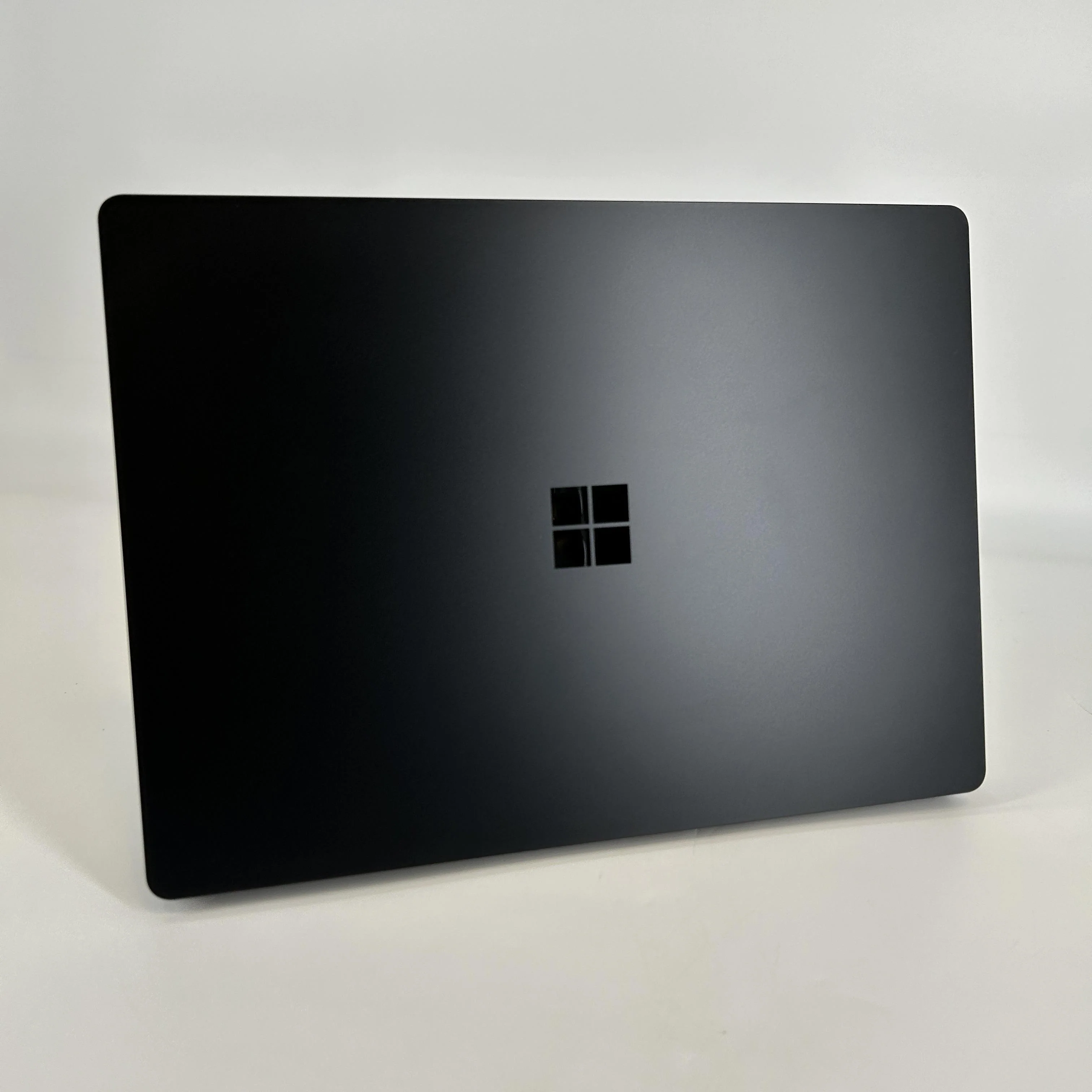 Microsoft Surface Laptop 4 13.5 Black 3.0 GHz Intel Core i7 11th Gen. 32GB RAM 1TB Solid State Drive - Image 10