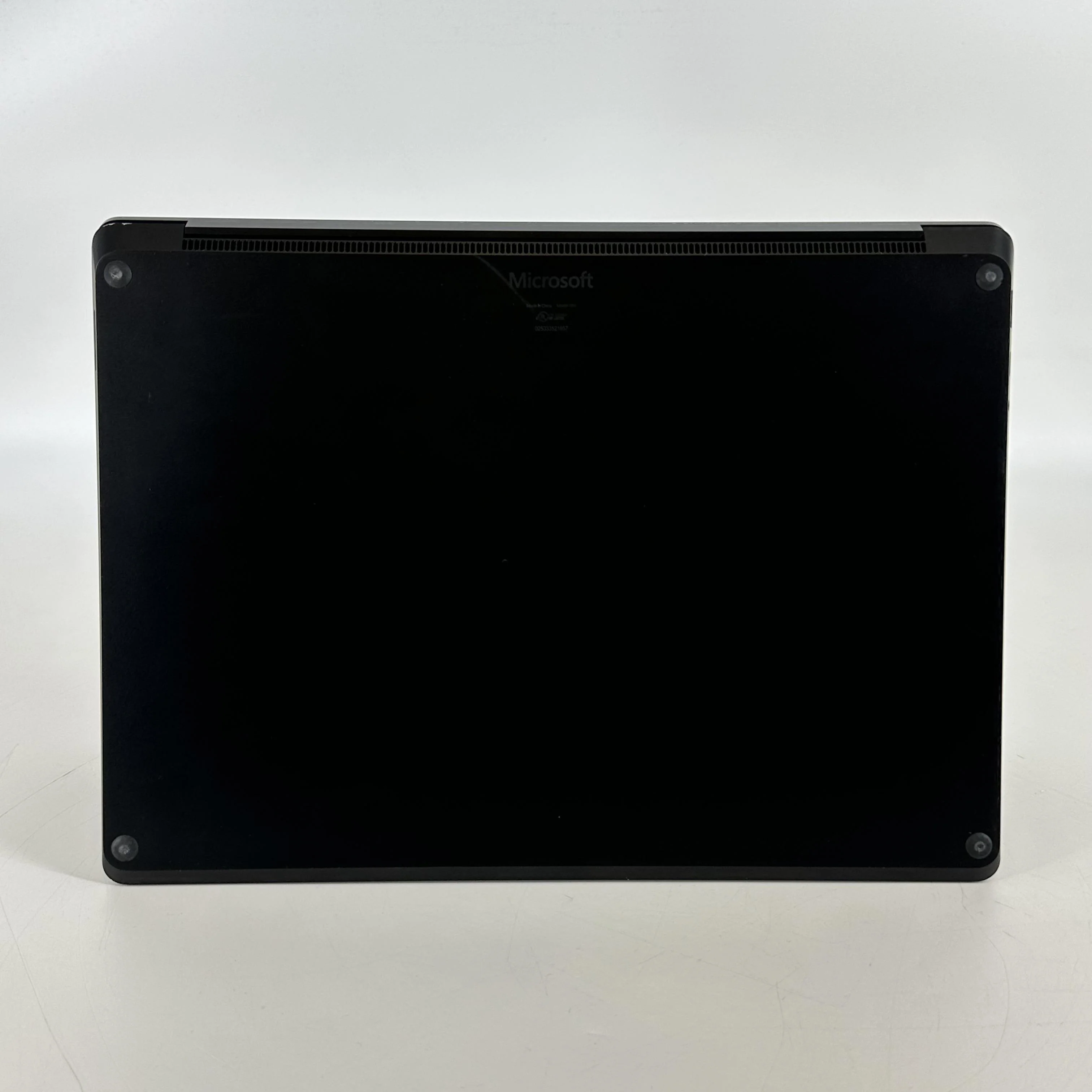 Microsoft Surface Laptop 4 13.5 Black 3.0 GHz Intel Core i7 11th Gen. 32GB RAM 1TB Solid State Drive - Image 7