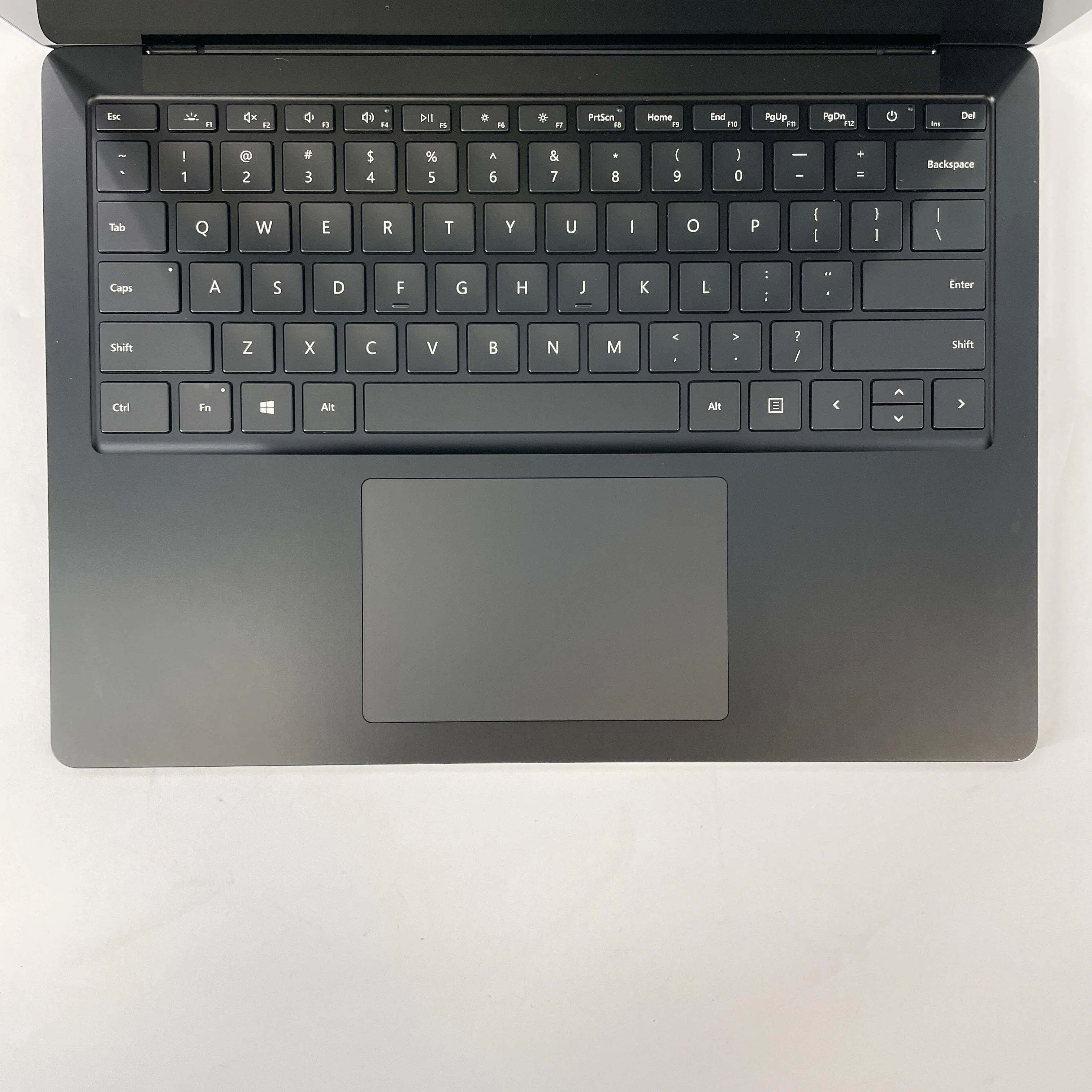 Microsoft Surface Laptop 4 13.5 Black 3.0 GHz Intel Core i7 11th Gen. 32GB RAM 1TB Solid State Drive - Image 15
