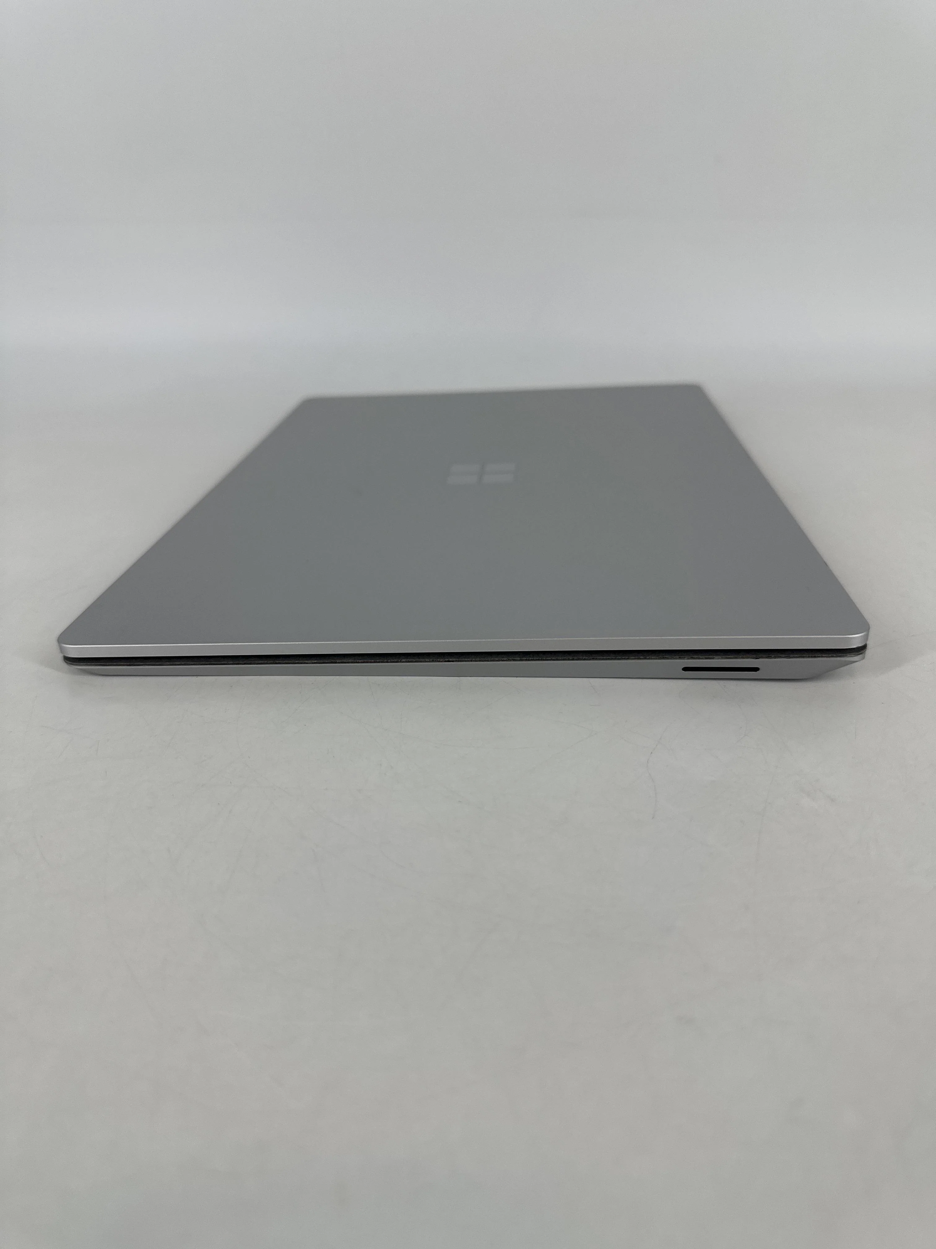 Microsoft Surface Laptop 4 13.5 Platinum 2.6 GHz Intel Core i5 11th Gen. 8GB RAM 256GB Solid State Drive - Image 8