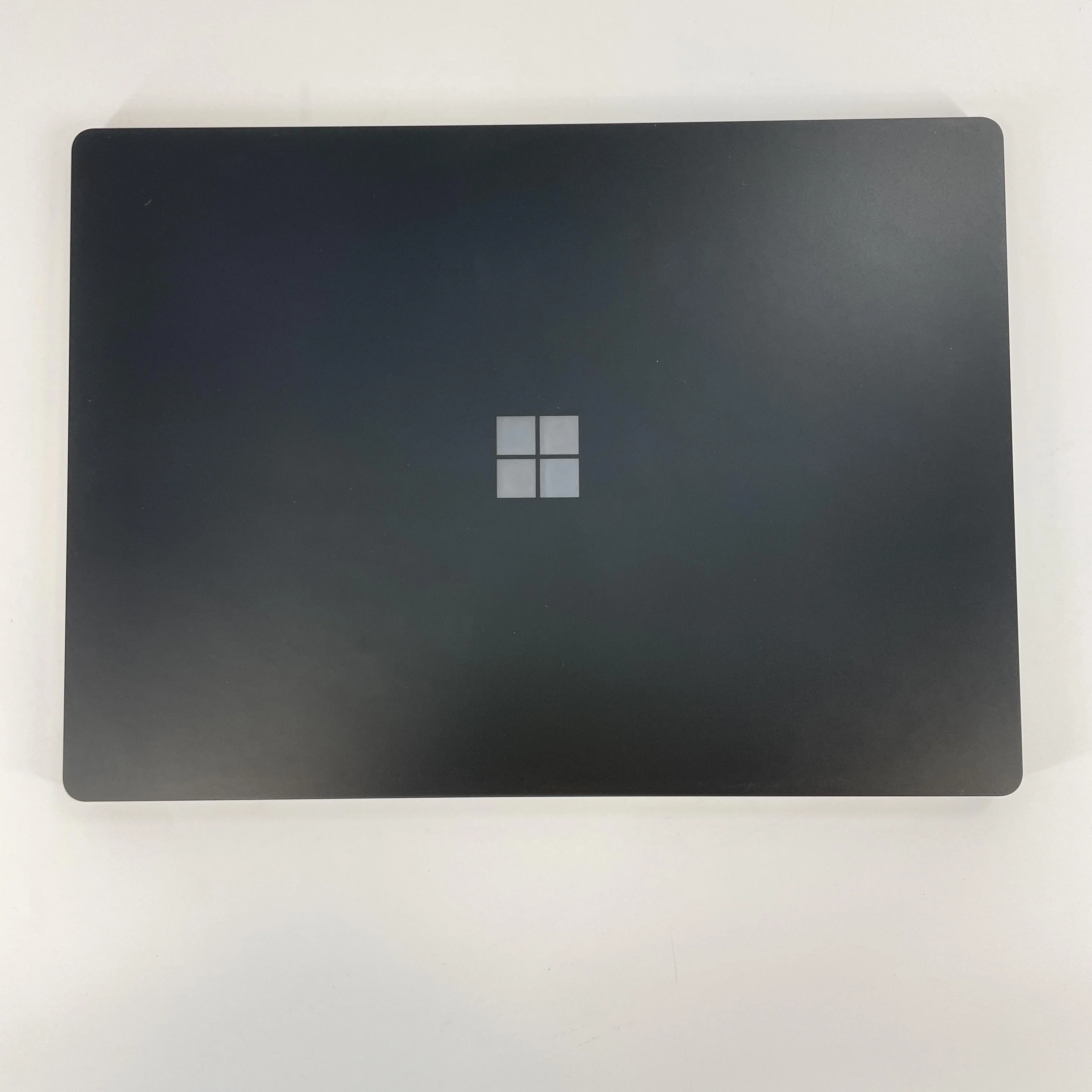 Microsoft Surface Laptop 4 15 Black 3.0 GHz Intel Core i7 11th Gen. 16GB RAM 256GB Solid State Drive - Image 5