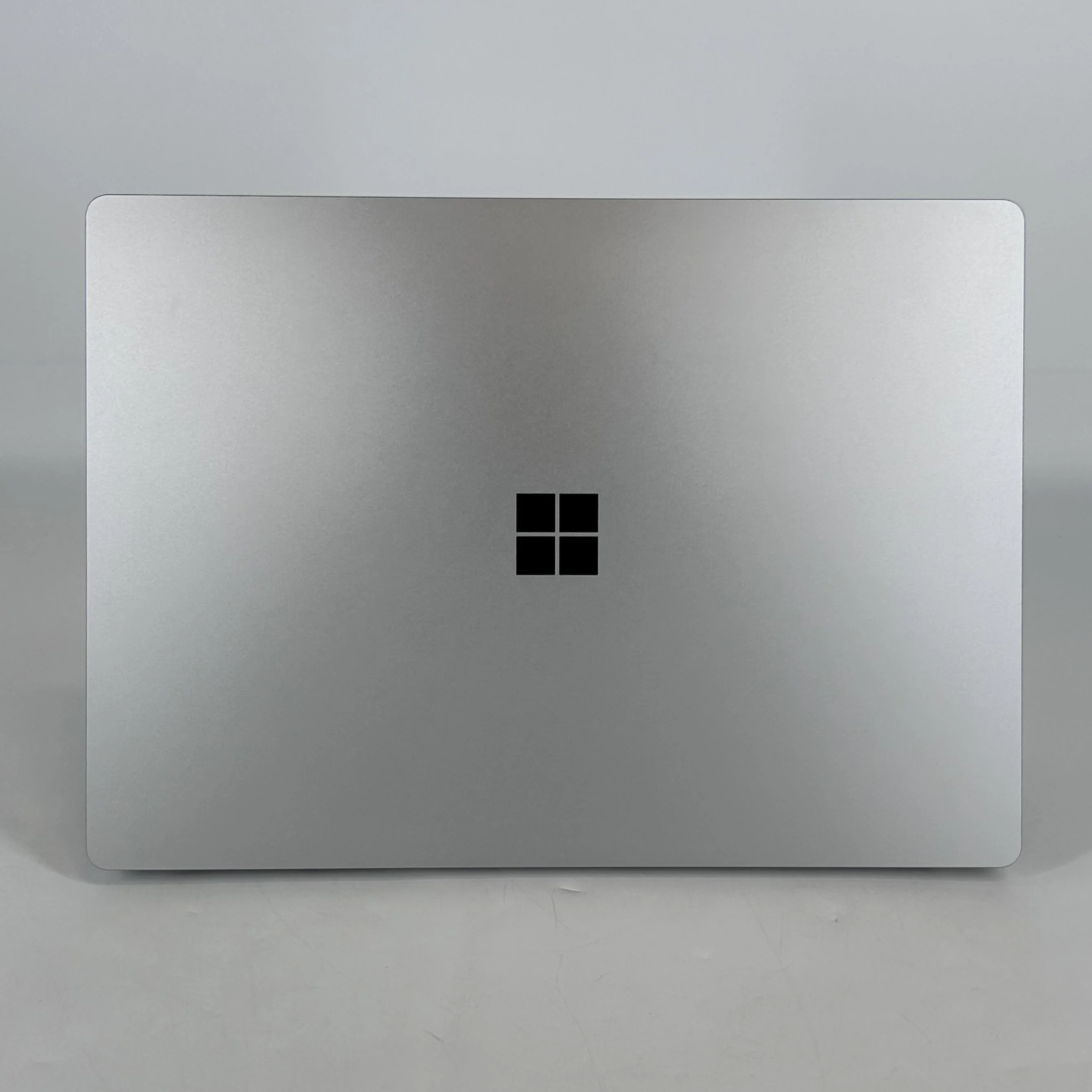 Microsoft Surface Laptop 4 15 Platinum 3.0 GHz Intel Core i7 11th Gen. 16GB RAM 512GB Solid State Drive - Image 10