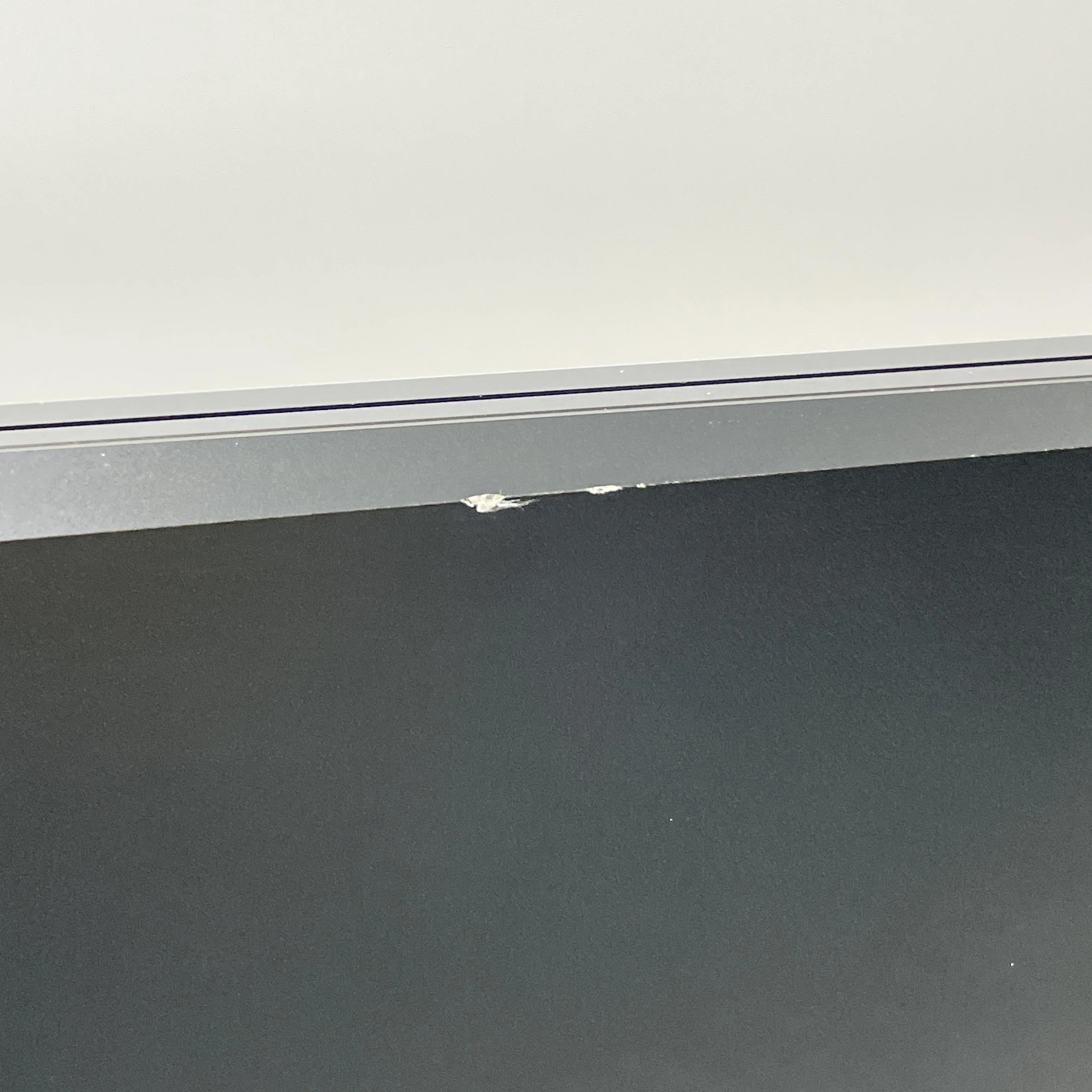 Microsoft Surface Laptop 5 13.5 Black 2.5 GHz Intel Core i5 12th Gen. 16GB RAM 512GB Solid State Drive - Image 10