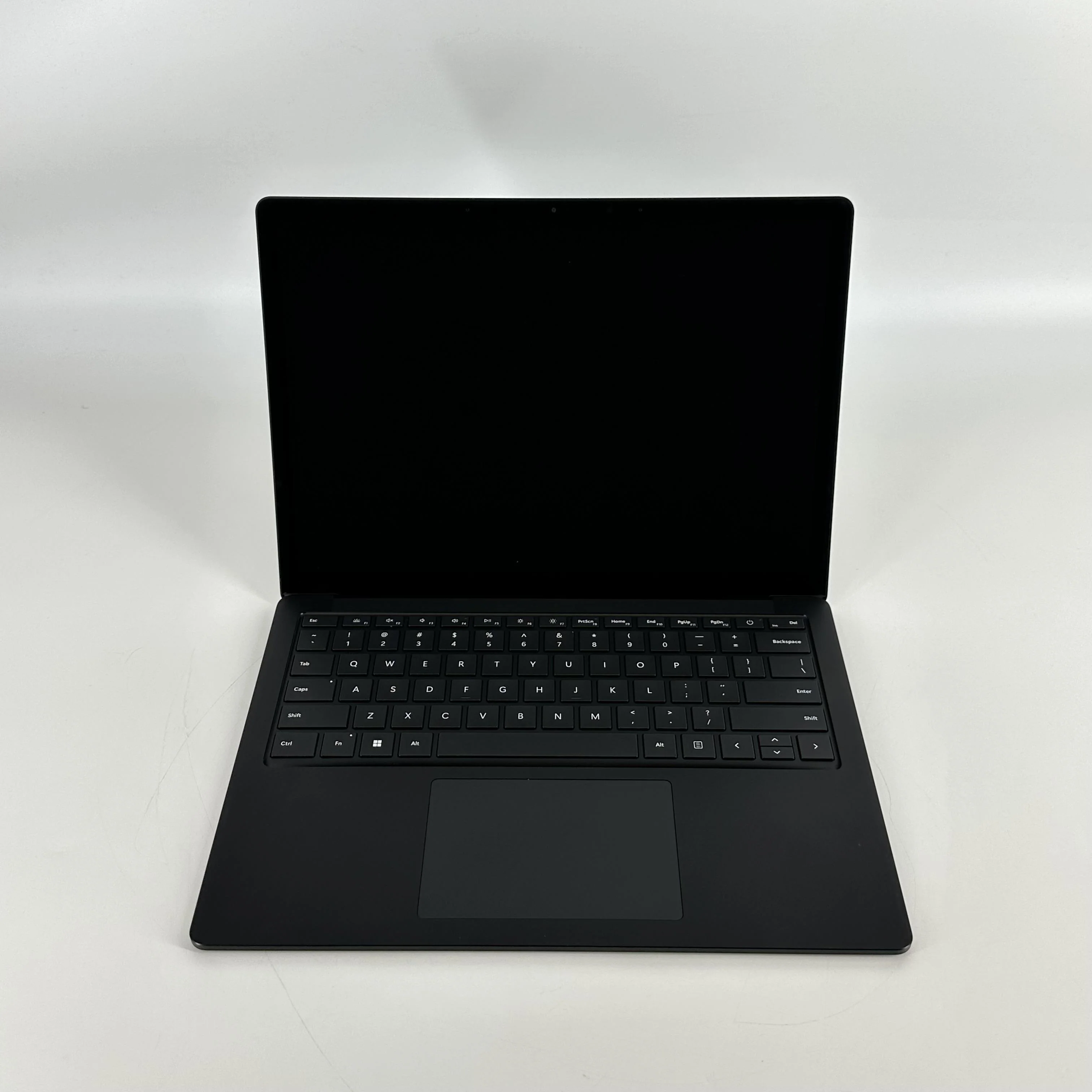 Microsoft Surface Laptop 5 13.5 Black 2.5 GHz Intel Core i5 12th Gen. 16GB RAM 512GB Solid State Drive
