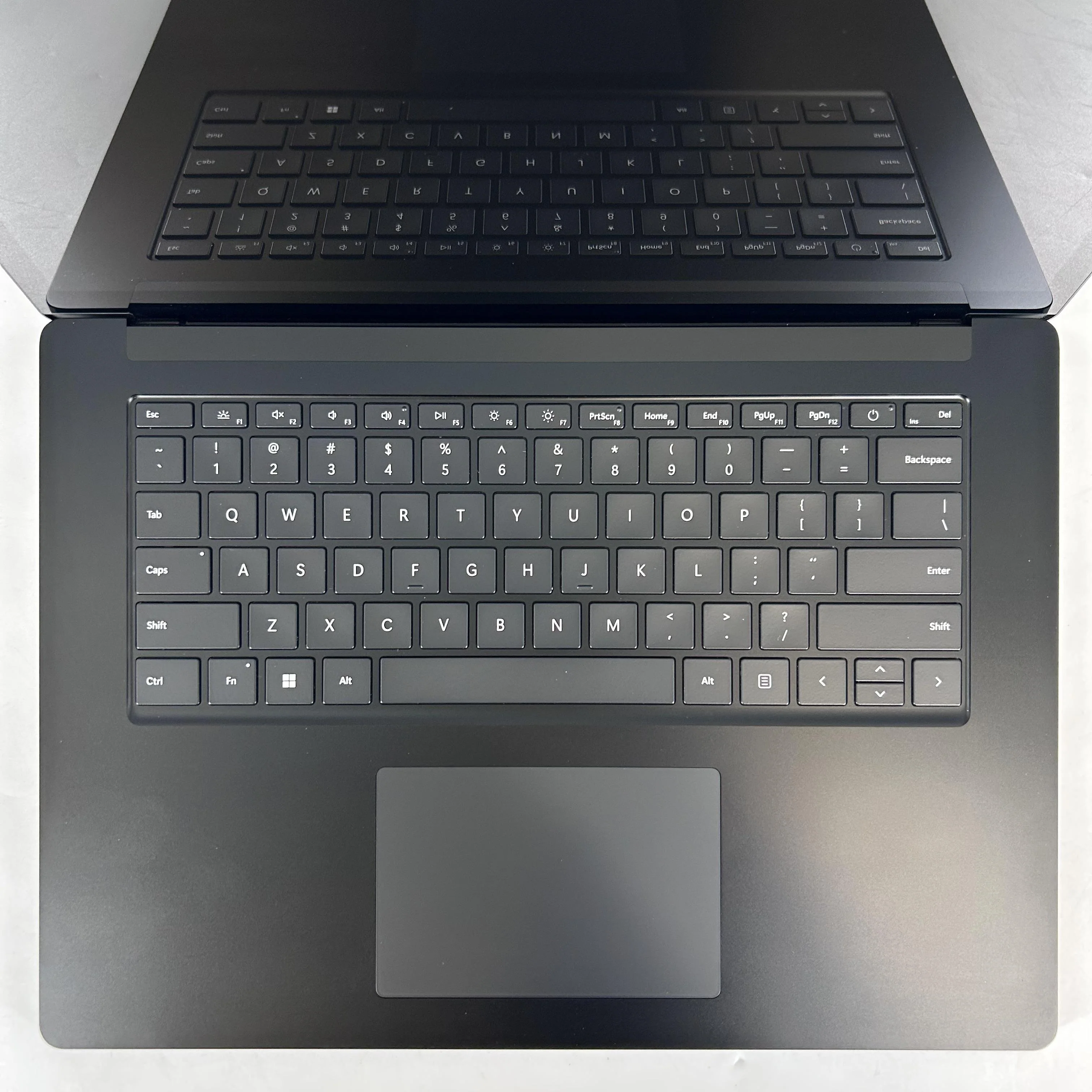 Microsoft Surface Laptop 5 15 Black 2.7 GHz Intel Core i7 12th Gen. 16GB RAM 256GB Solid State Drive - Image 2