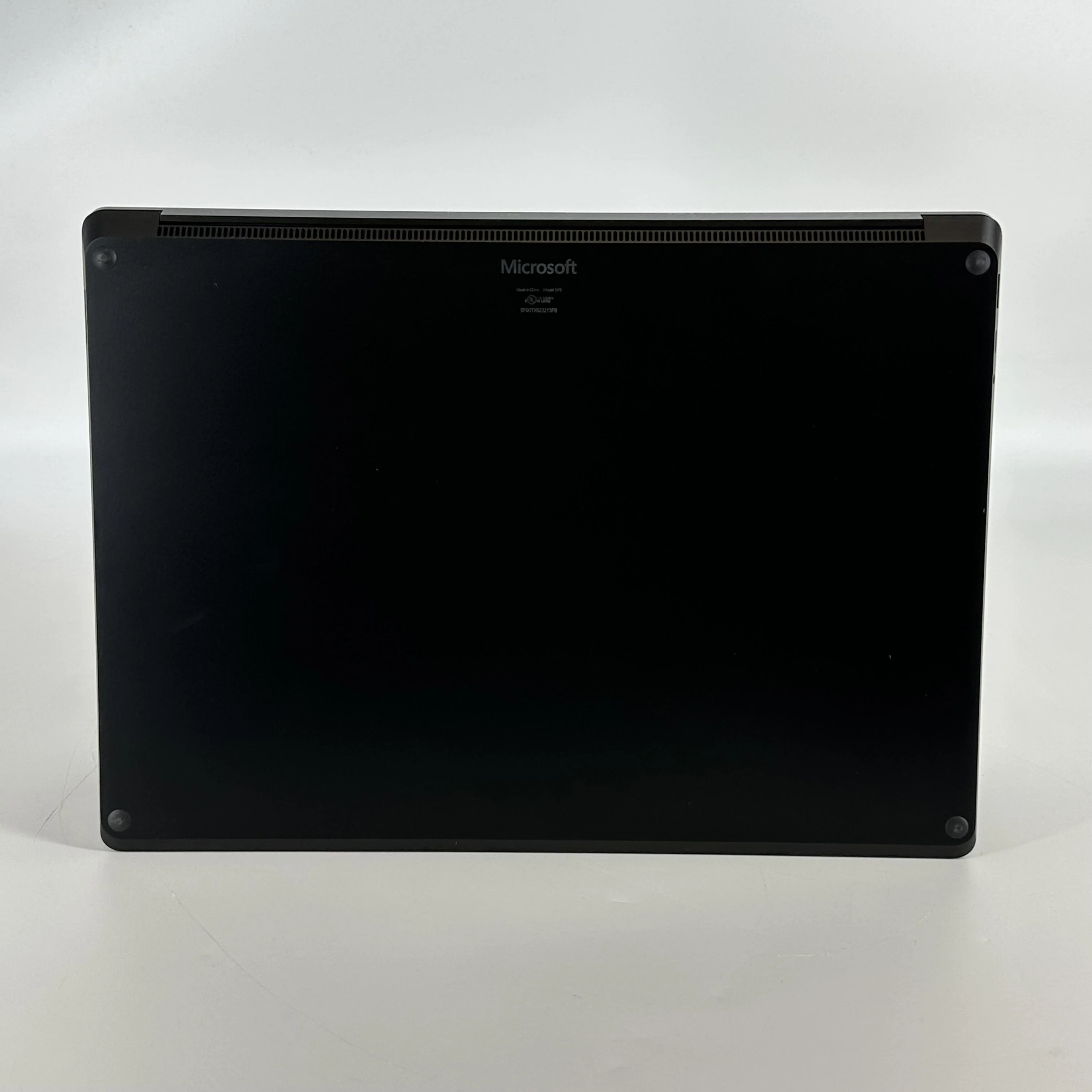 Microsoft Surface Laptop 5 15 Black 2.7 GHz Intel Core i7 12th Gen. 32GB RAM 1TB Solid State Drive - Image 6