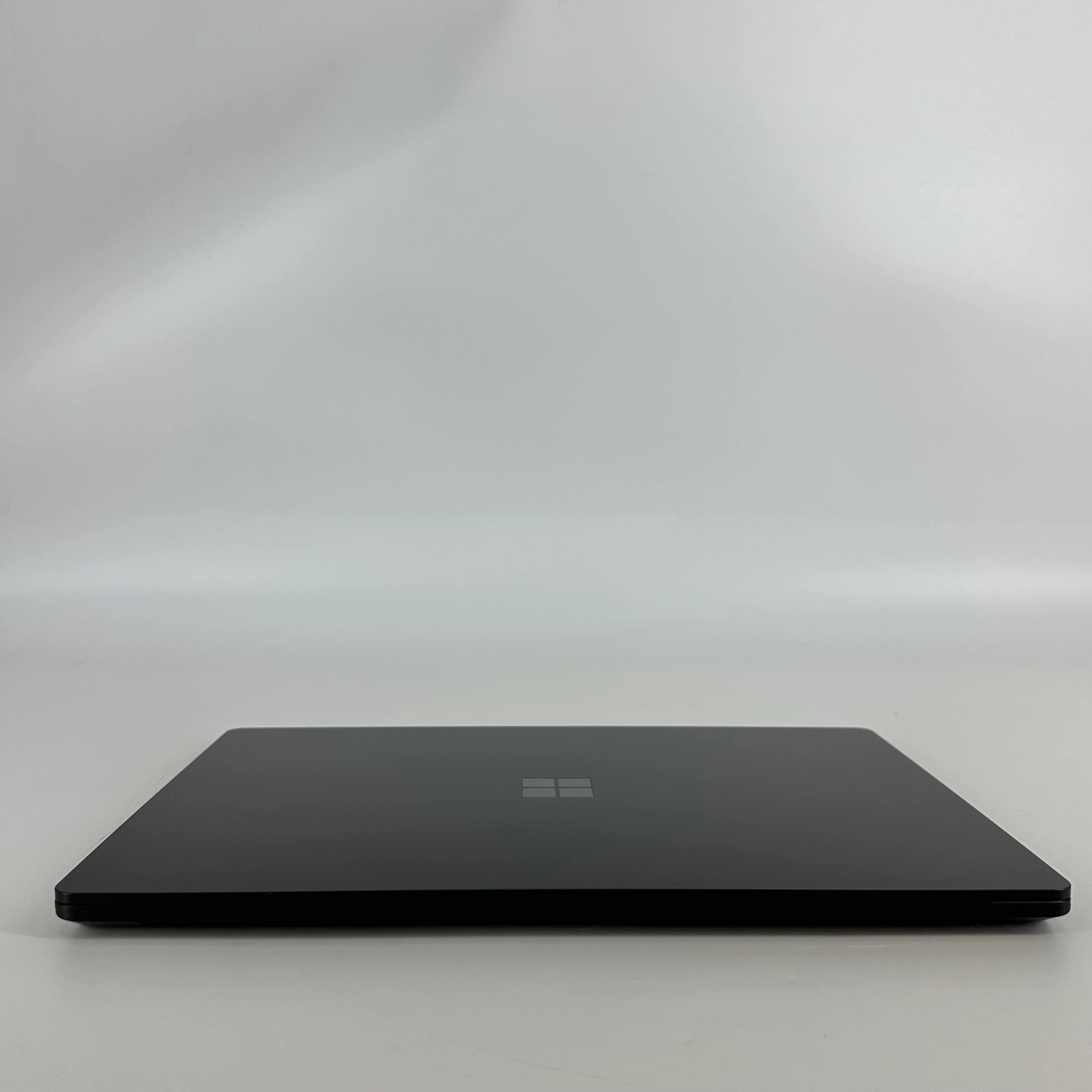 Microsoft Surface Laptop 5 15 Black 2.7 GHz Intel Core i7 12th Gen. 32GB RAM 1TB Solid State Drive - Image 8