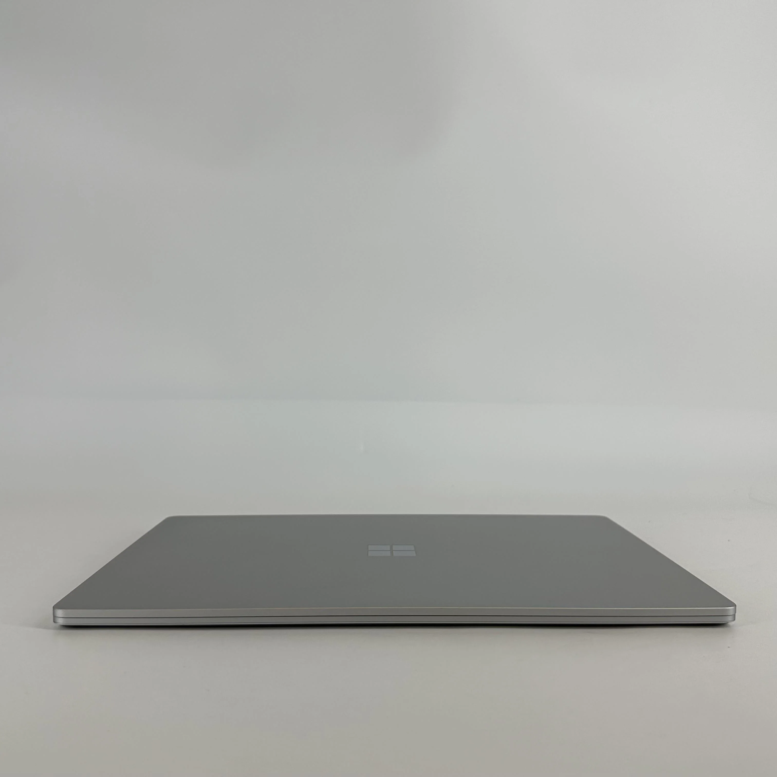 Microsoft Surface Laptop 5 15 Platinum 2.6 GHz Intel Core i7 12th Gen. 16GB RAM 512GB Solid State Drive - Image 14