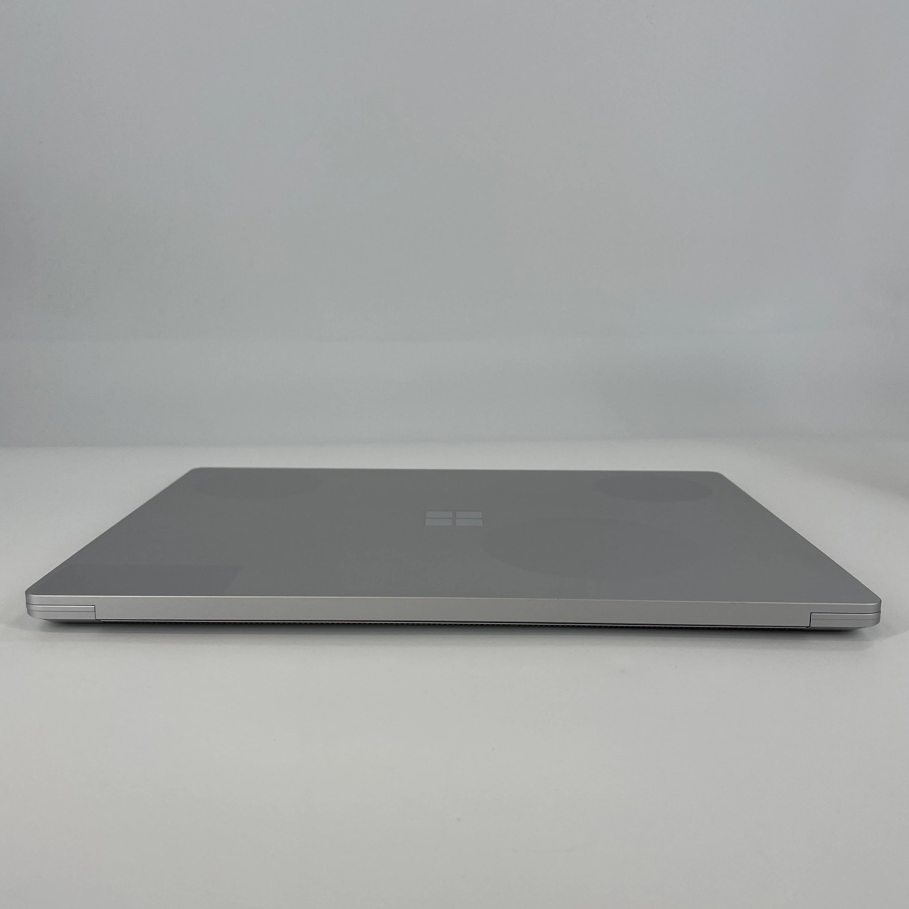 Microsoft Surface Laptop 5 15 Platinum 2.7 GHz Intel Core i7 12th Gen. 16GB RAM 512GB Solid State Drive - Image 8