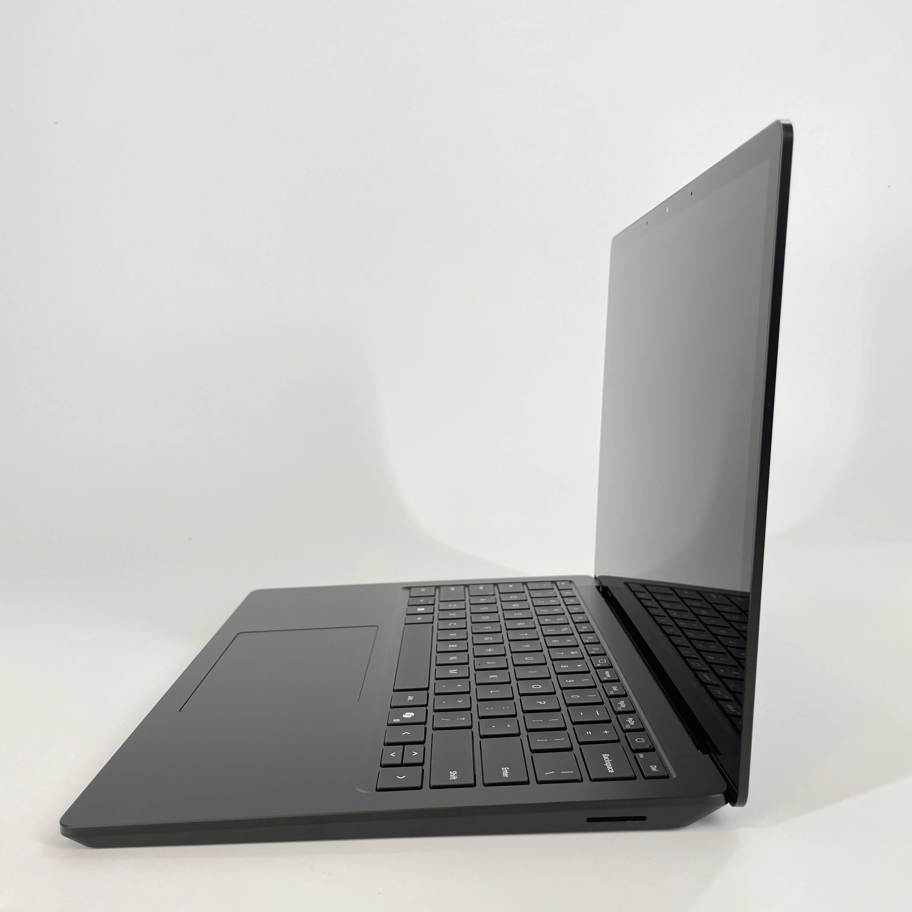 Microsoft Surface Laptop 6 13.5 Black 3.8 GHz Intel Core Ultra 7 16GB RAM 512GB Solid State Drive - Image 4