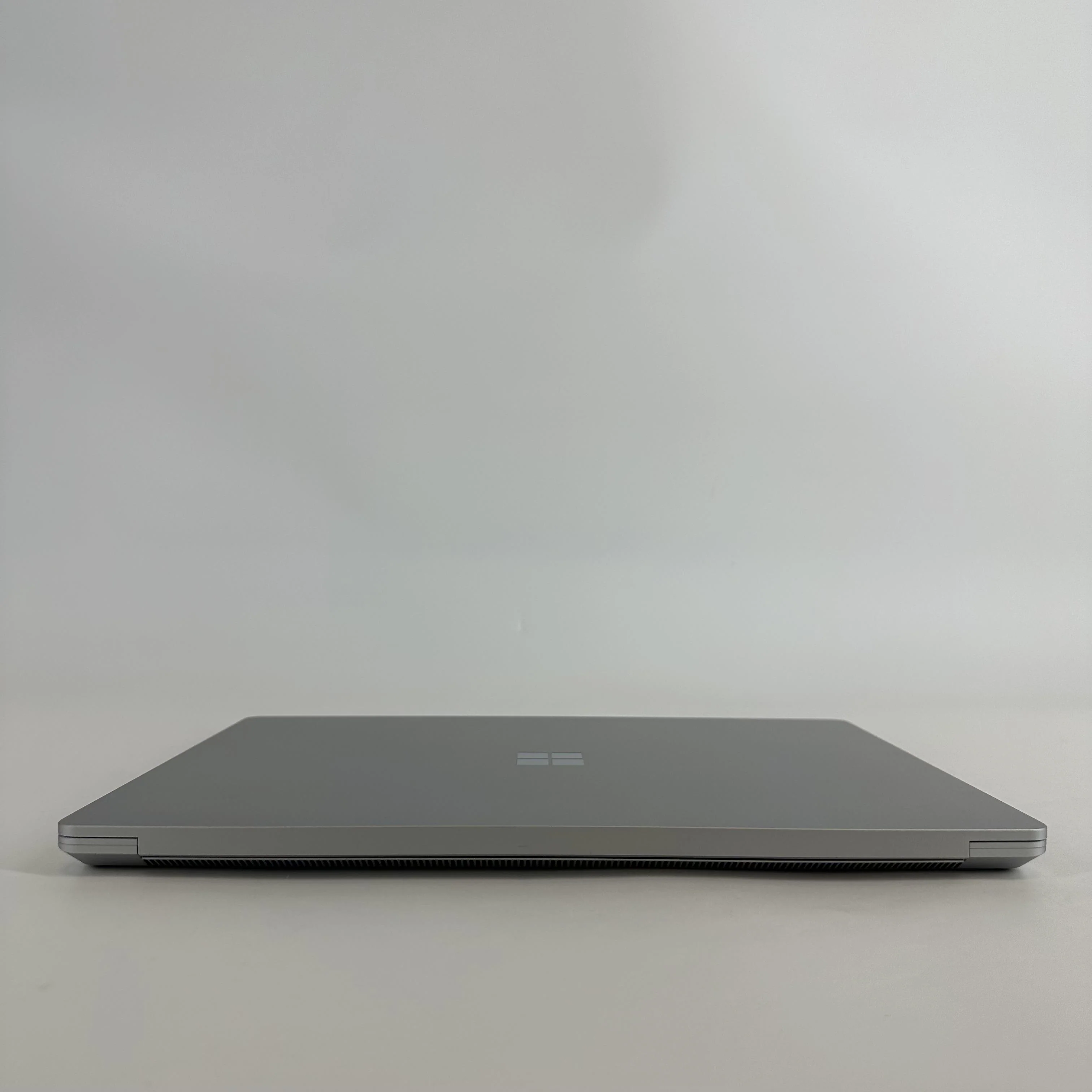 Microsoft Surface Laptop 6 15 Platinum 3.8 GHz Intel Core Ultra 7 32GB RAM 512GB Solid State Drive - Image 10