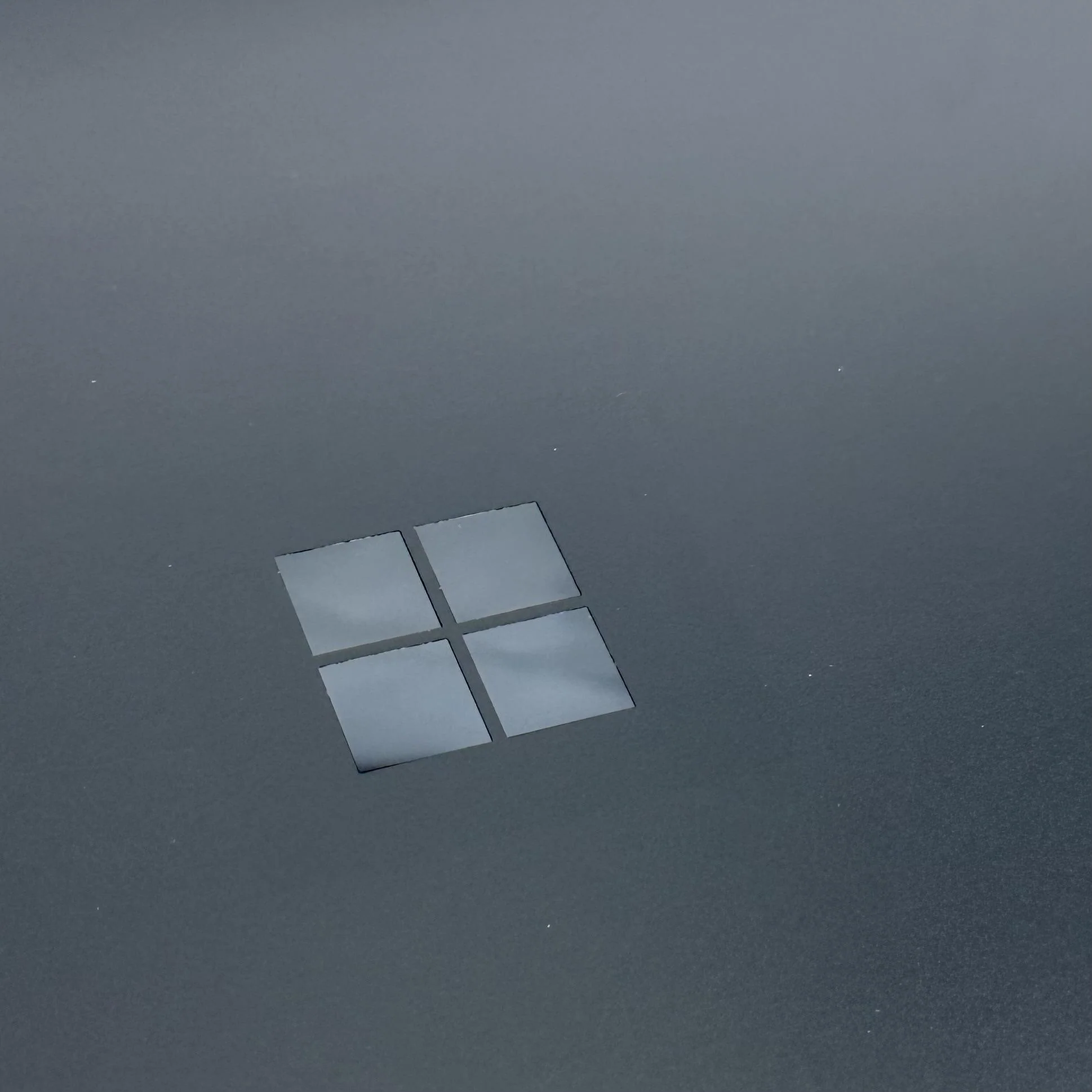 Microsoft Surface Laptop 7 13.8 Black WiFi 2.2 GHz Intel Core Ultra 7 Series 2 16GB RAM 512GB Solid State Drive - Image 10