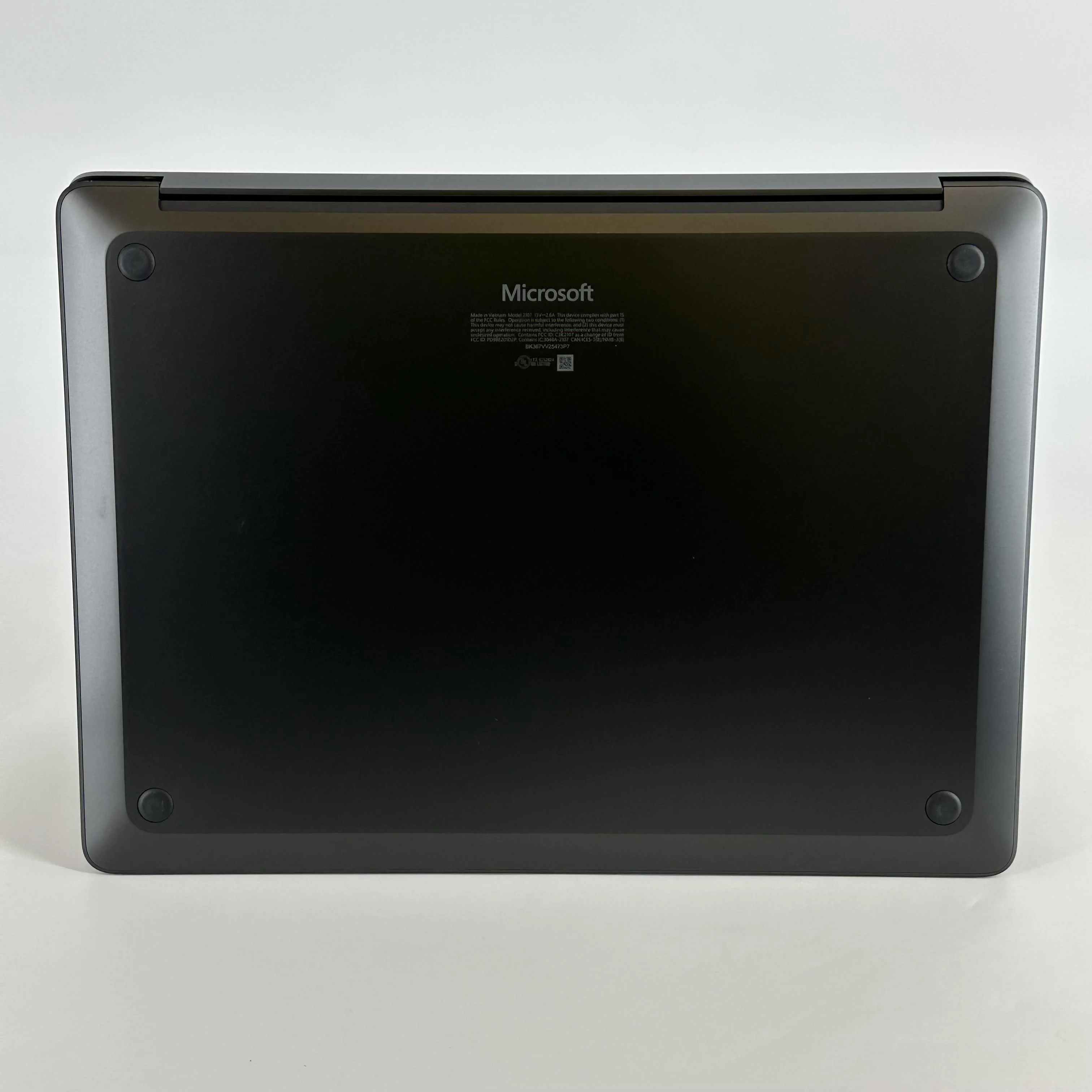 Microsoft Surface Laptop 7 13.8 Black WiFi 2.2 GHz Intel Core Ultra 7 Series 2 32GB RAM 1TB Solid State Drive - Image 6