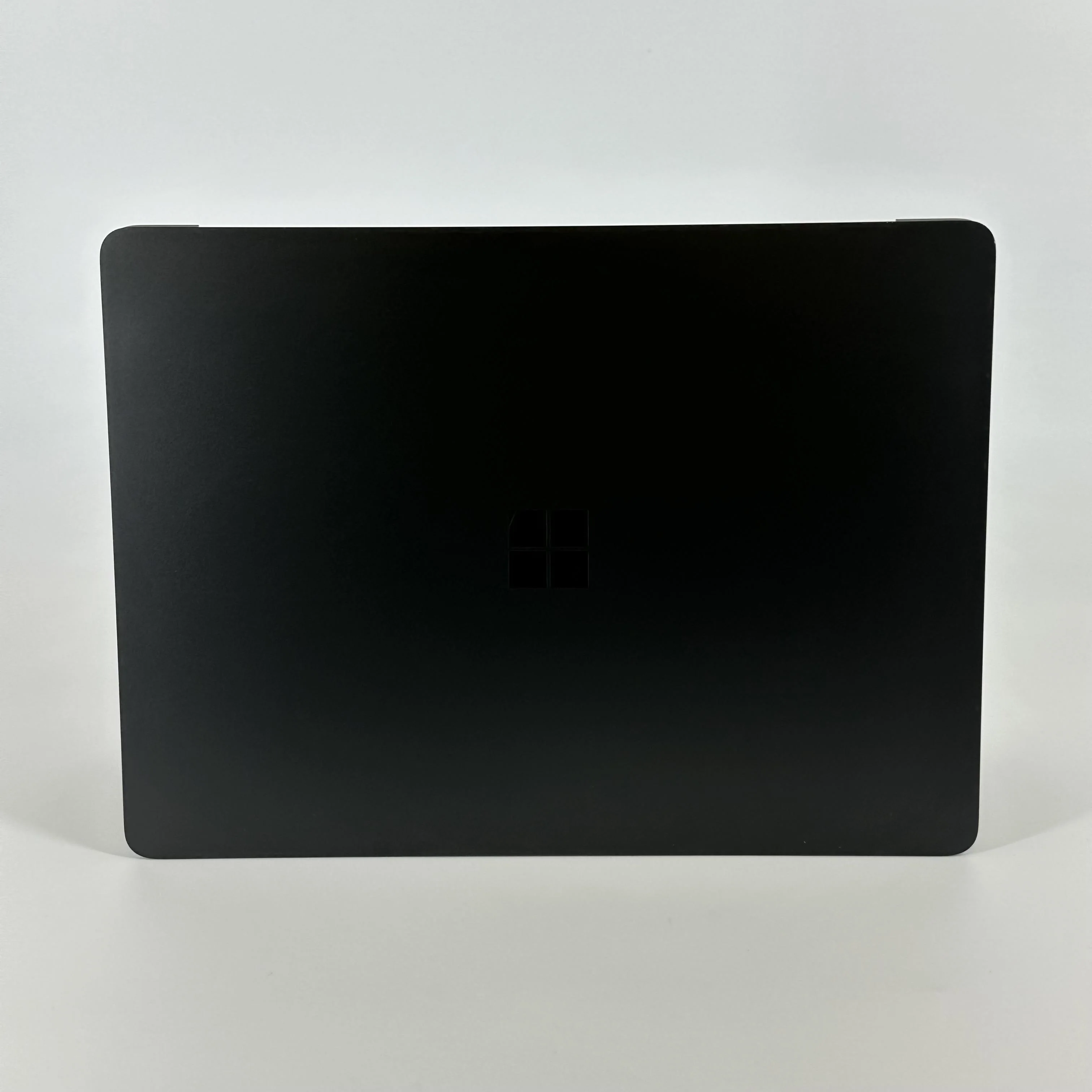 Microsoft Surface Laptop 7 13.8 Black WiFi 3.4 GHz Qualcomm Snapdragon X Plus 16GB RAM 512GB Solid State Drive - Image 5