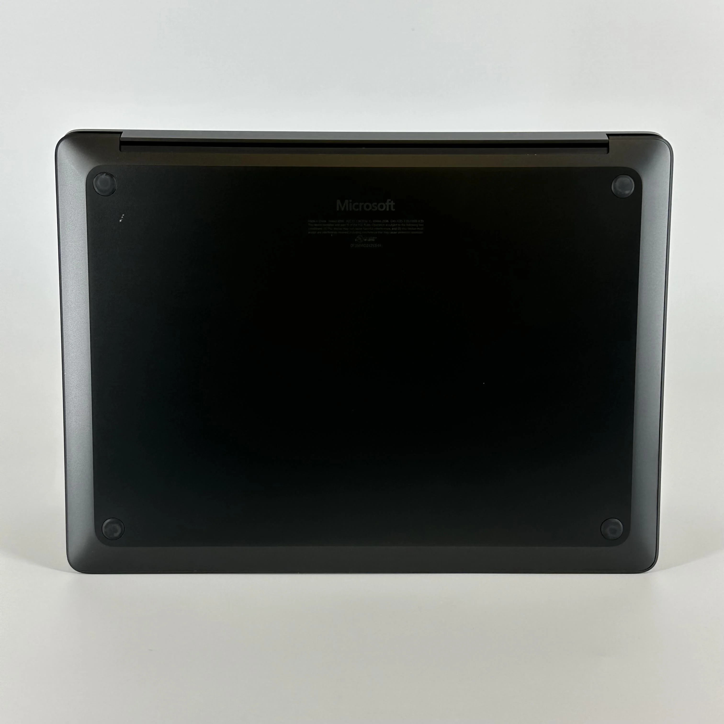 Microsoft Surface Laptop 7 13.8 Black WiFi 3.4 GHz Qualcomm Snapdragon X Plus 16GB RAM 512GB Solid State Drive - Image 6
