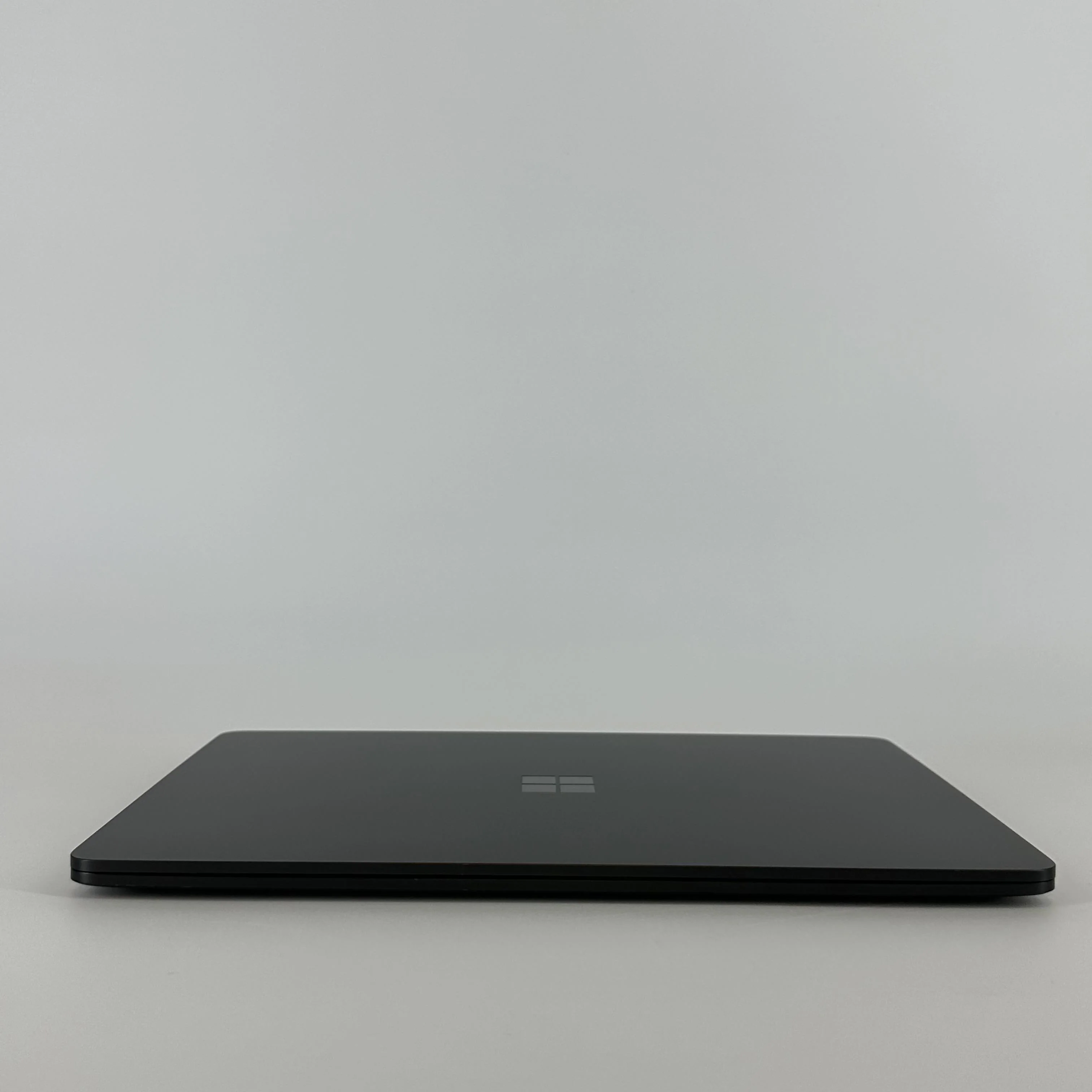 Microsoft Surface Laptop 7 13.8 Black WiFi 3.4 GHz Qualcomm Snapdragon X Plus 16GB RAM 512GB Solid State Drive - Image 9