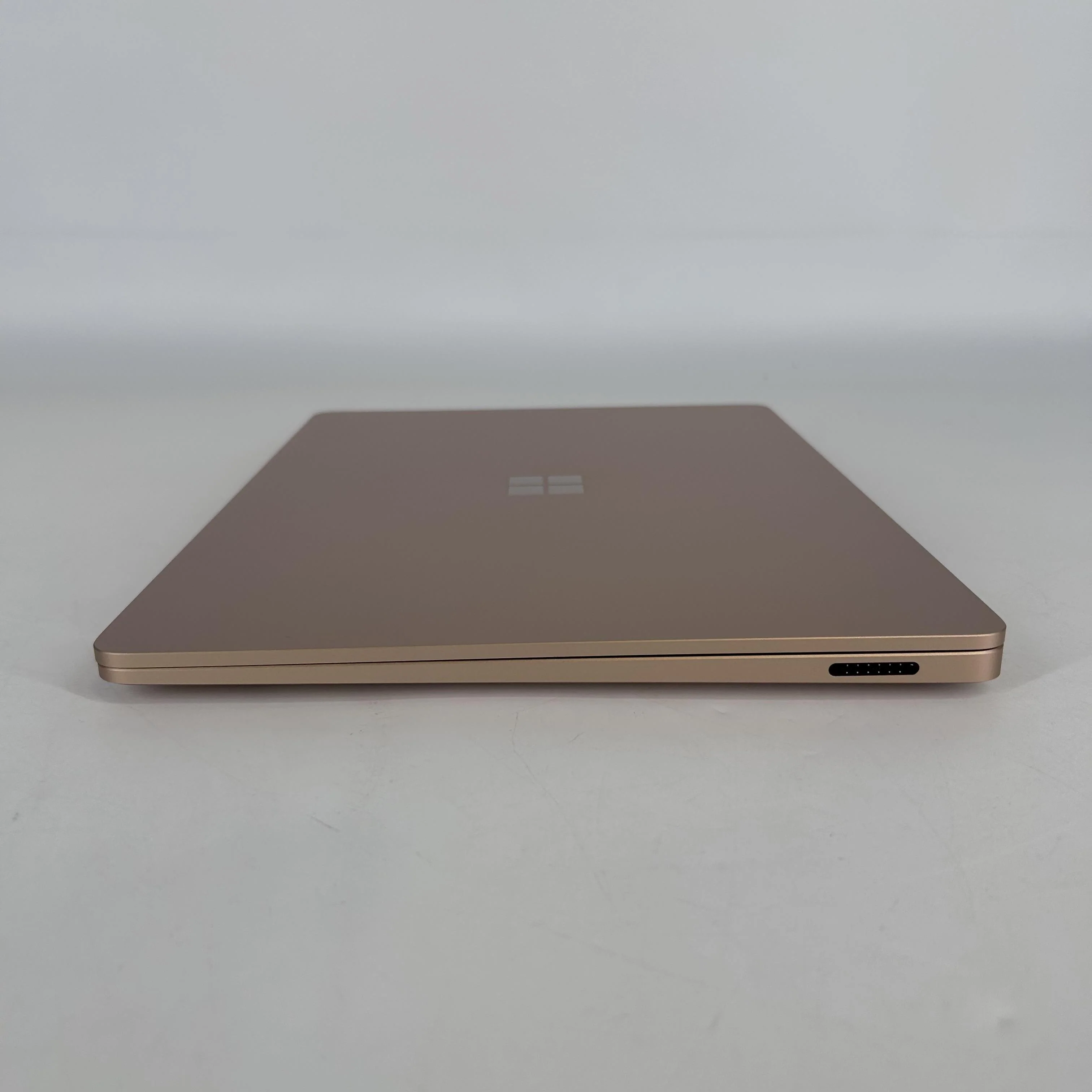 Microsoft Surface Laptop 7 13.8 Gold WiFi 3.4 GHz Qualcomm Snapdragon X Elite 16GB RAM 1TB Solid State Drive - Image 9