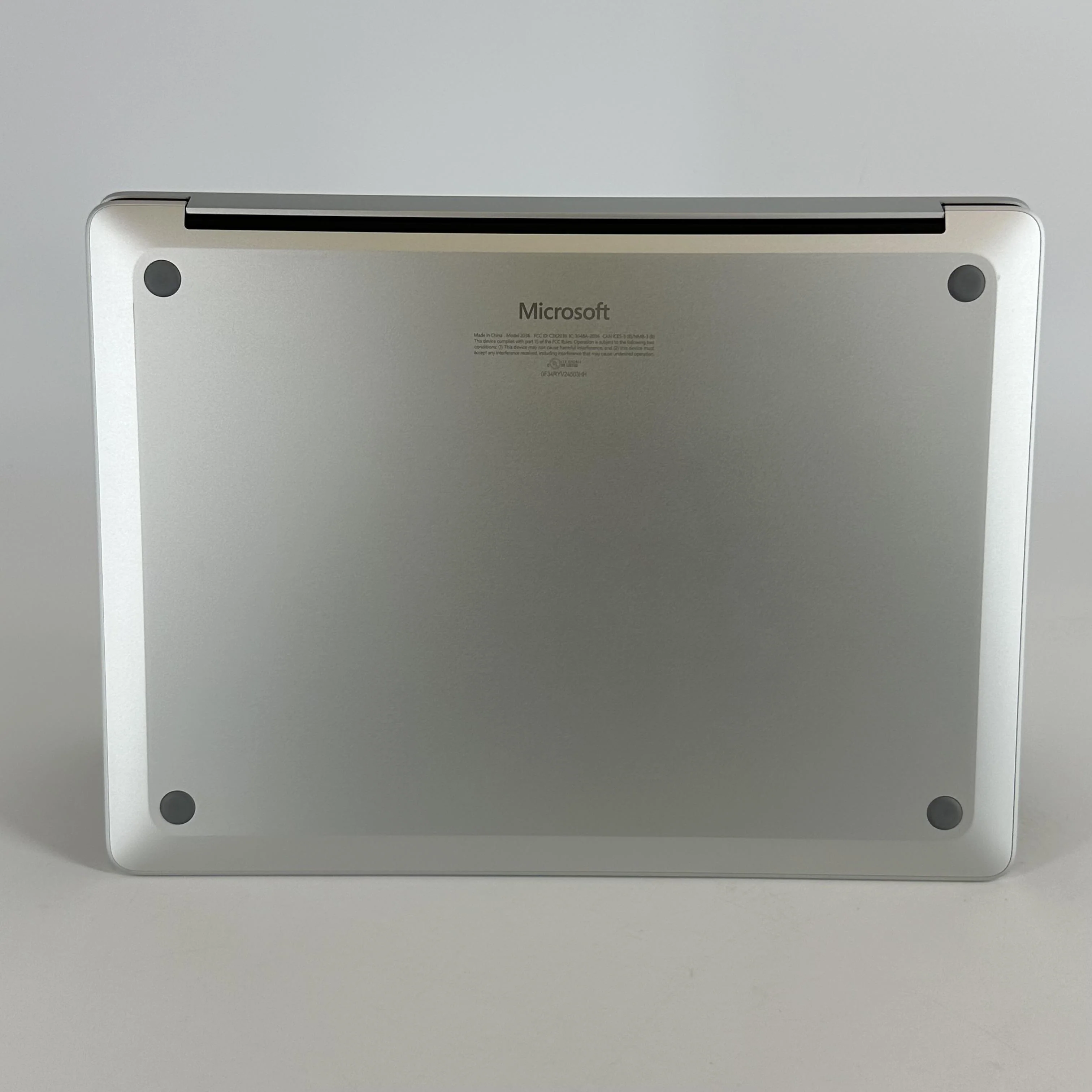 Microsoft Surface Laptop 7 13.8 Platinum WiFi 3.4 GHz Qualcomm Snapdragon X Plus 16GB RAM 1TB Solid State Drive - Image 4