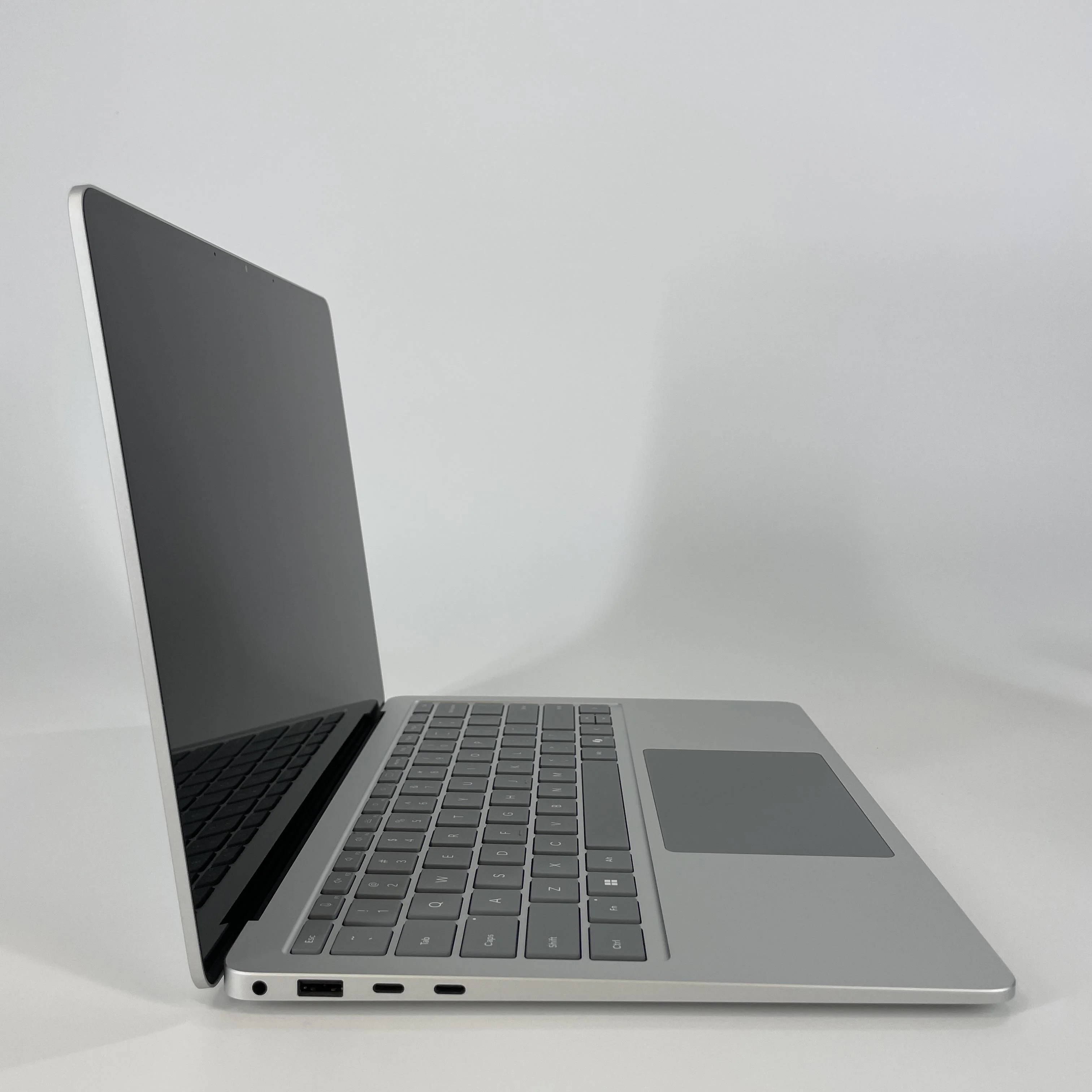 Microsoft Surface Laptop 7 13.8 Platinum WiFi 3.4 GHz Qualcomm Snapdragon X Plus 16GB RAM 256GB Solid State Drive - Image 3