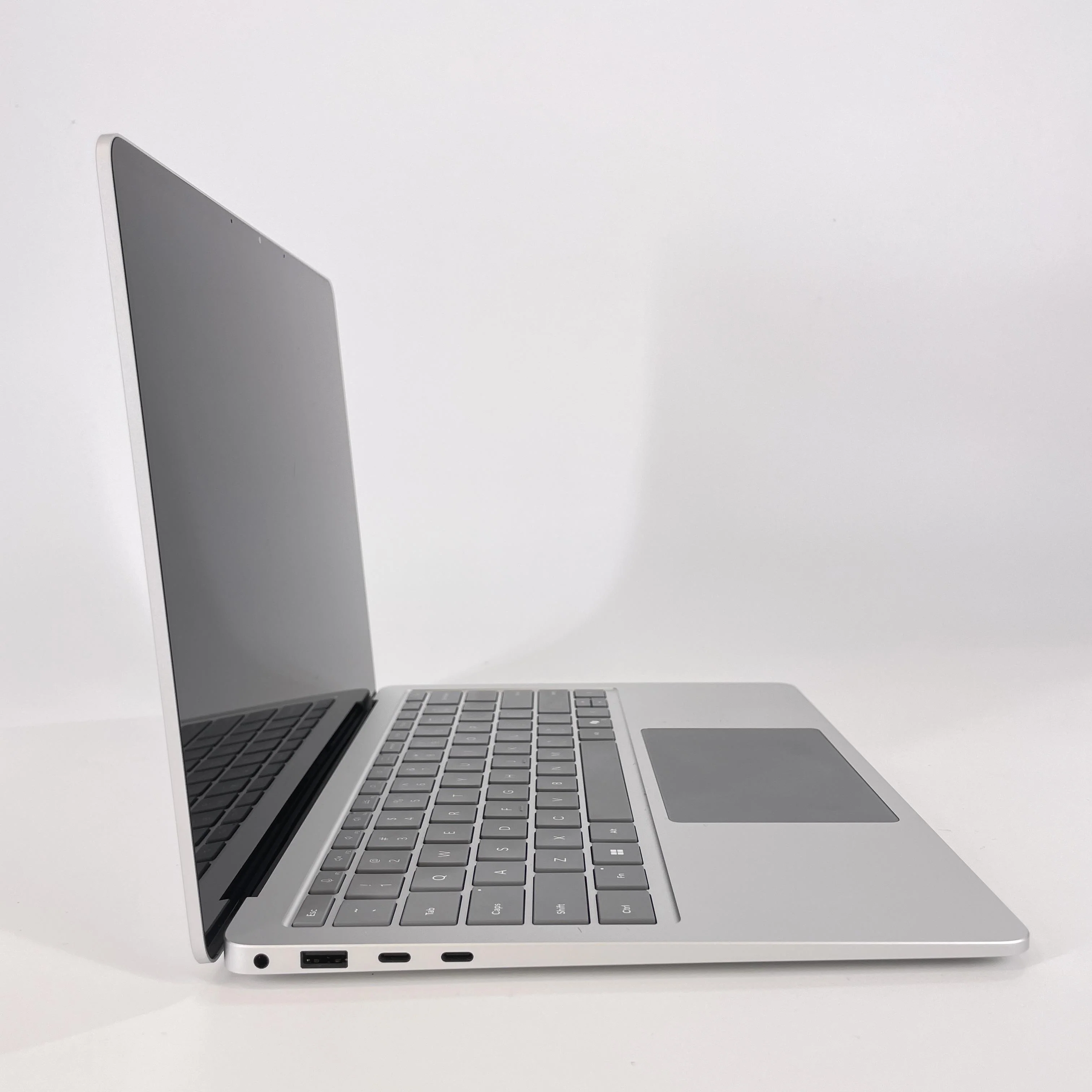 Microsoft Surface Laptop 7 13.8 Platinum WiFi 3.4 GHz Qualcomm Snapdragon X Plus 16GB RAM 512GB Solid State Drive - Image 3