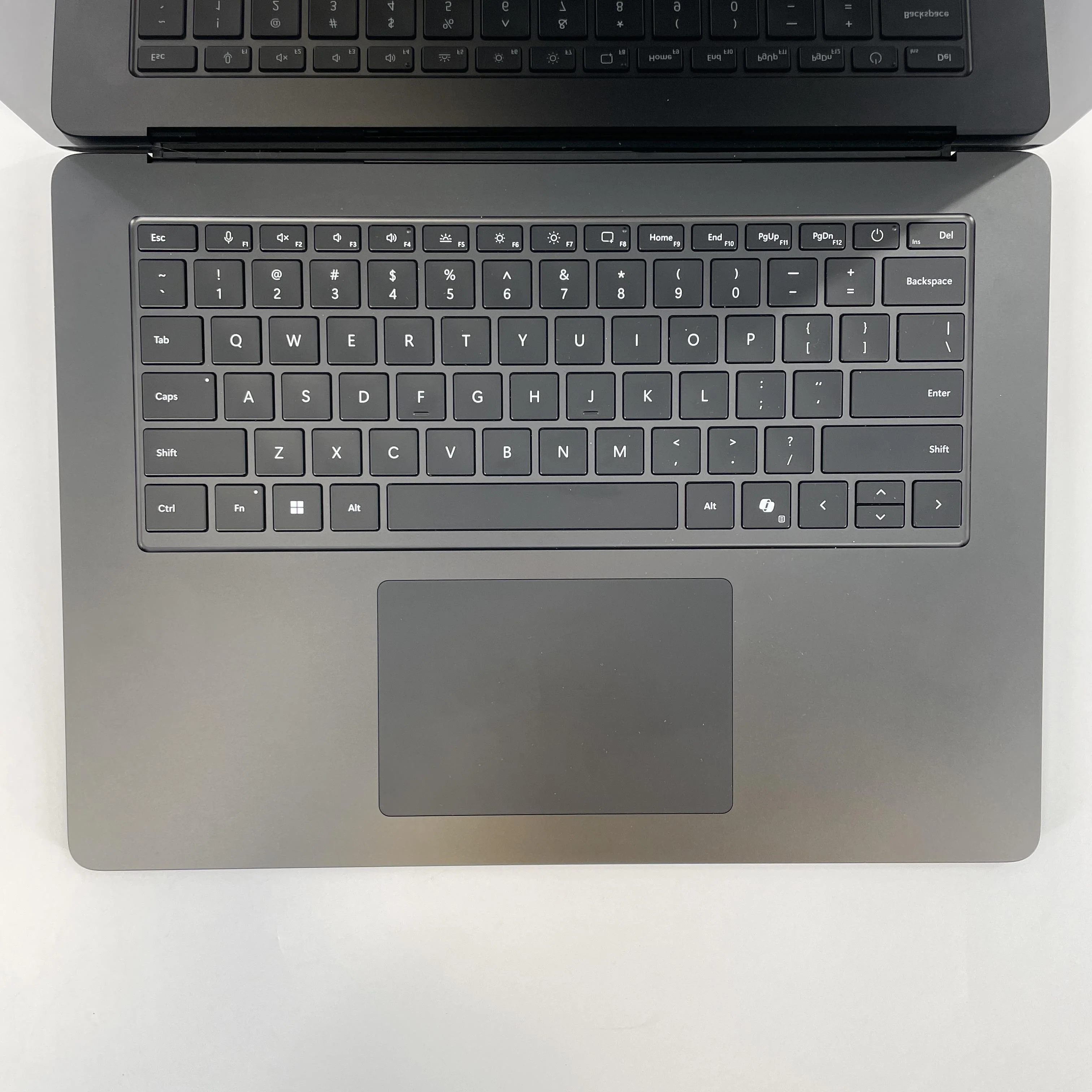 Microsoft Surface Laptop 7 15 Black 3.4 GHz Qualcomm Snapdragon X Elite 16GB RAM 512GB Solid State Drive - Image 2
