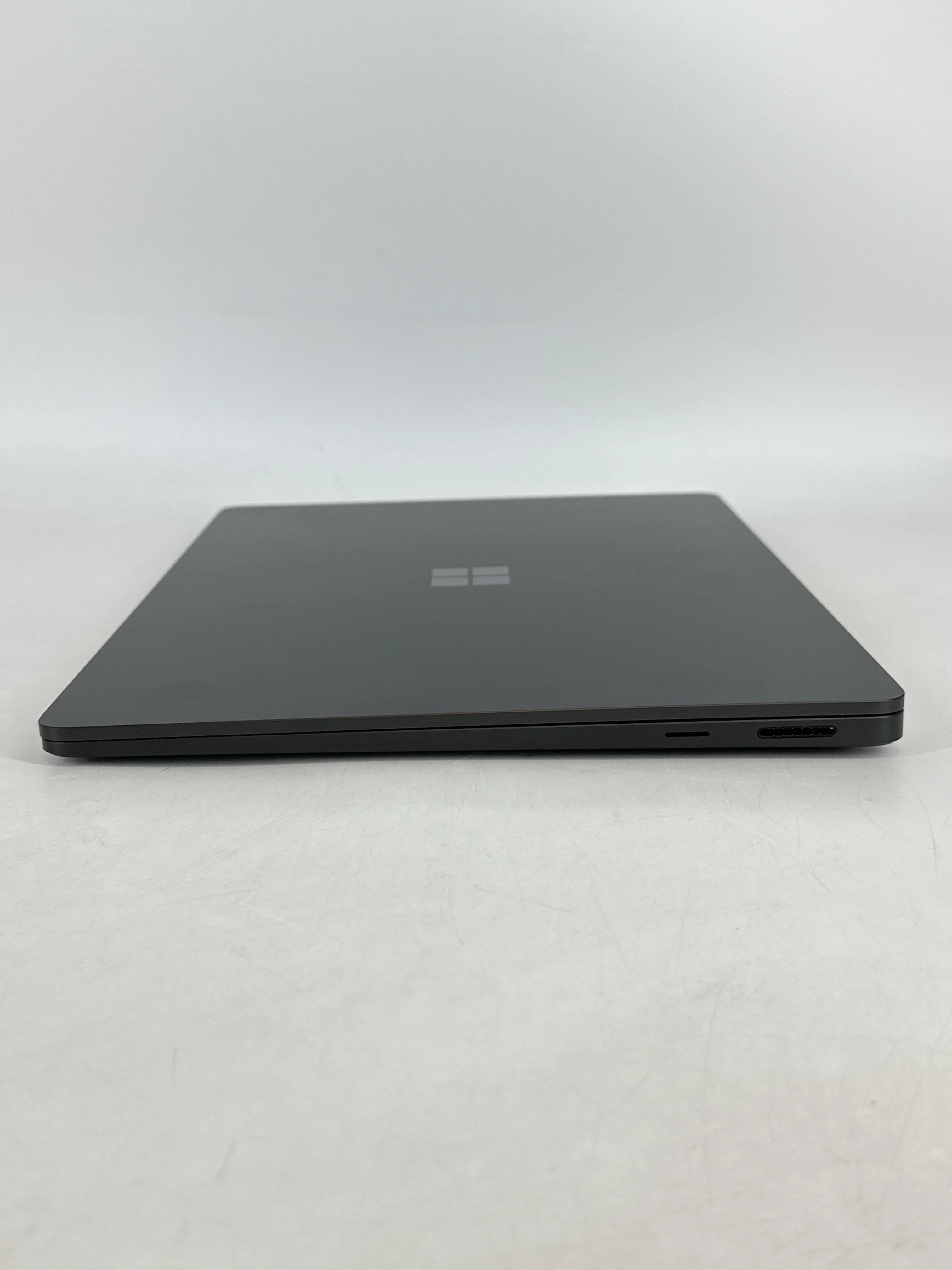 Microsoft Surface Laptop 7 15 Black 3.4 GHz Qualcomm Snapdragon X Elite 32GB RAM 1TB Solid State Drive - Image 8