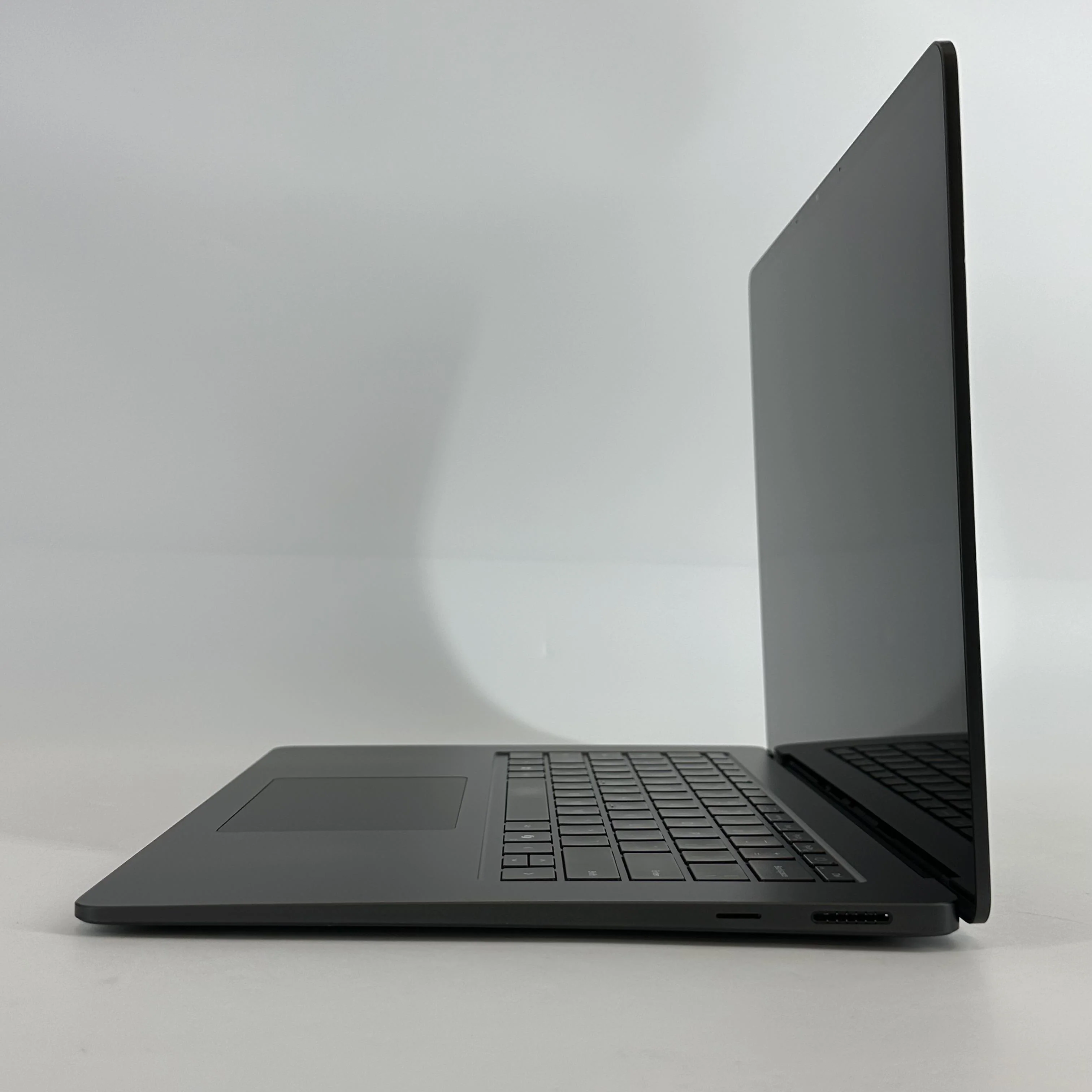 Microsoft Surface Laptop 7 15 Platinum WiFi 3.4 GHz Qualcomm Snapdragon X Elite 16GB RAM 512GB Solid State Drive - Image 8