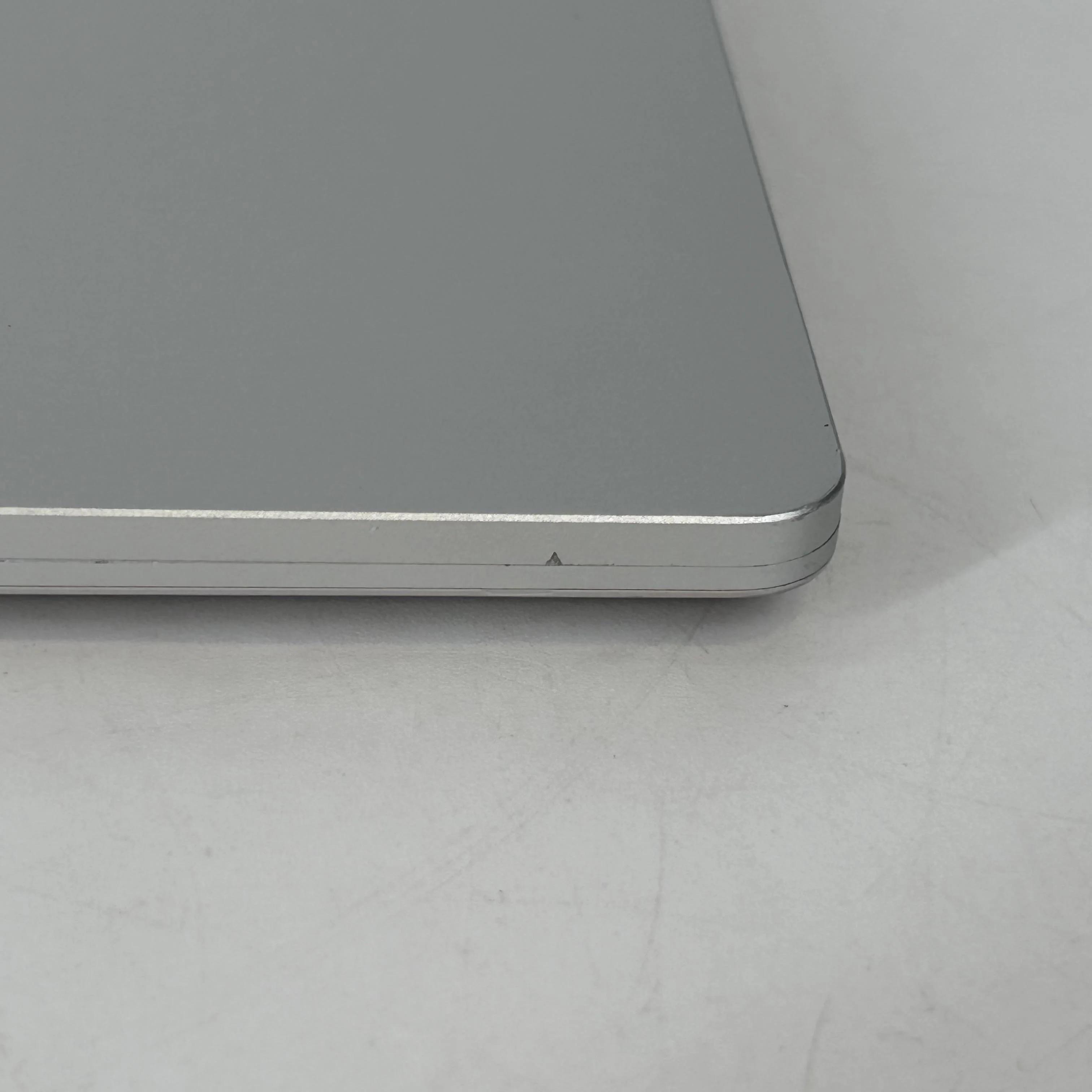 Microsoft Surface Laptop Go (1st Gen) 12.4 Silver 1.0 GHz Intel Core i5 10th Gen. 8GB RAM 128GB Solid State Drive - Image 15