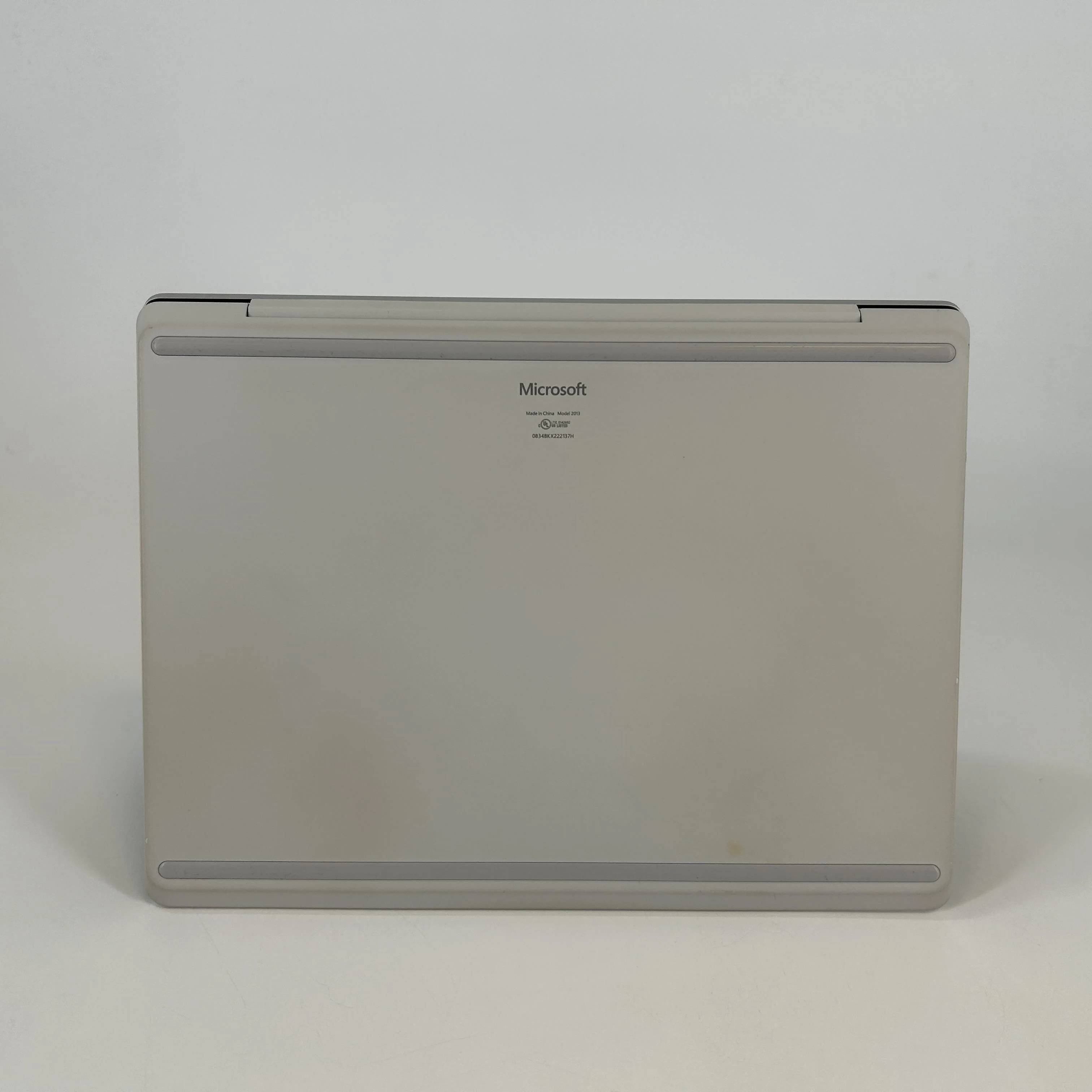 Microsoft Surface Laptop Go 2 12.4 Silver 2.4 GHz Intel Core i5 11th Gen. 16GB RAM 256GB Solid State Drive - Image 6