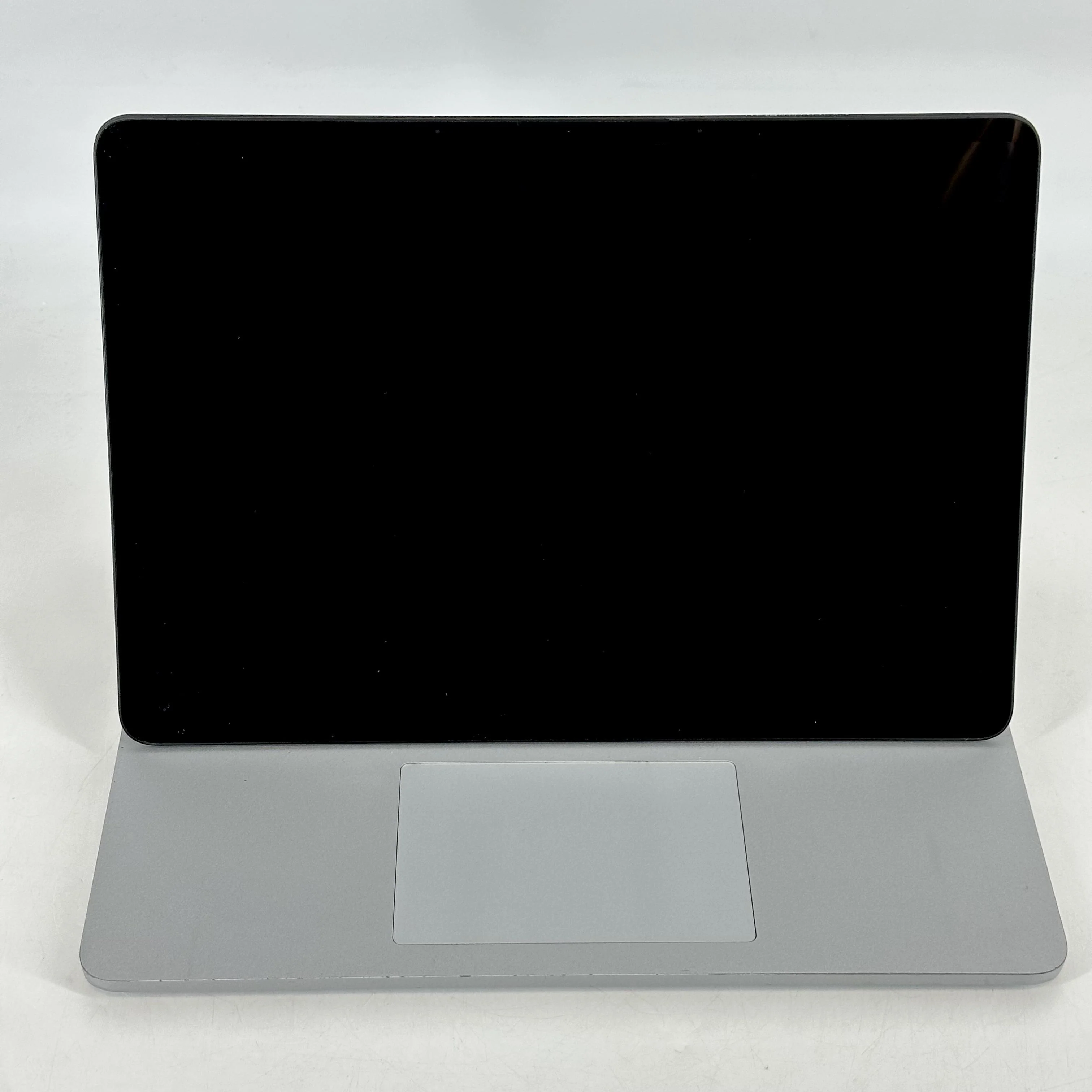 Microsoft Surface Laptop Studio 14.4 Silver 3.1 GHz Intel Core i5 11th Gen. 16GB RAM 256GB Solid State Drive - Image 2