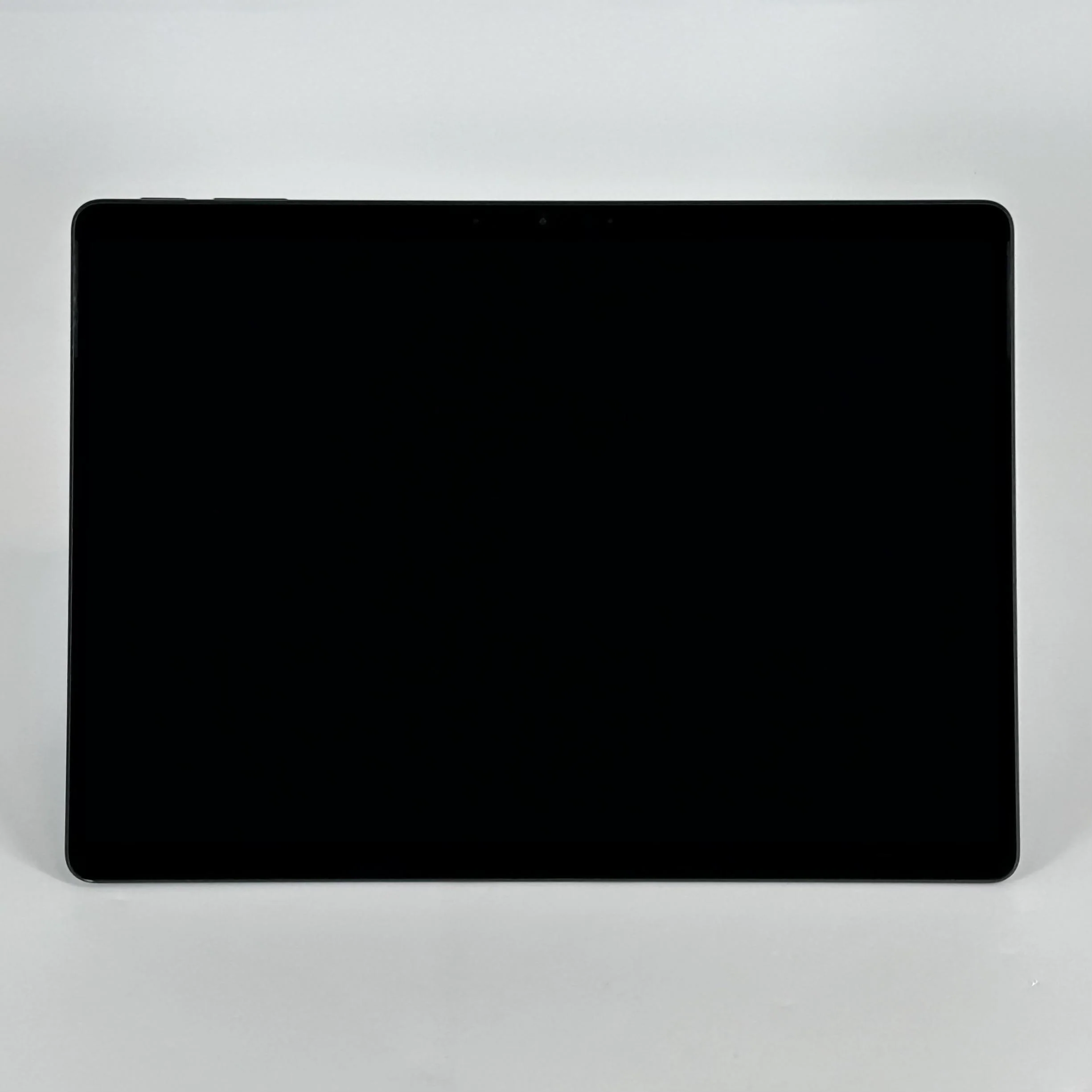 Microsoft Surface Pro 10 13 Black WiFi 2.1 GHz Intel Core Ultra 5 8GB RAM 256GB Solid State Drive