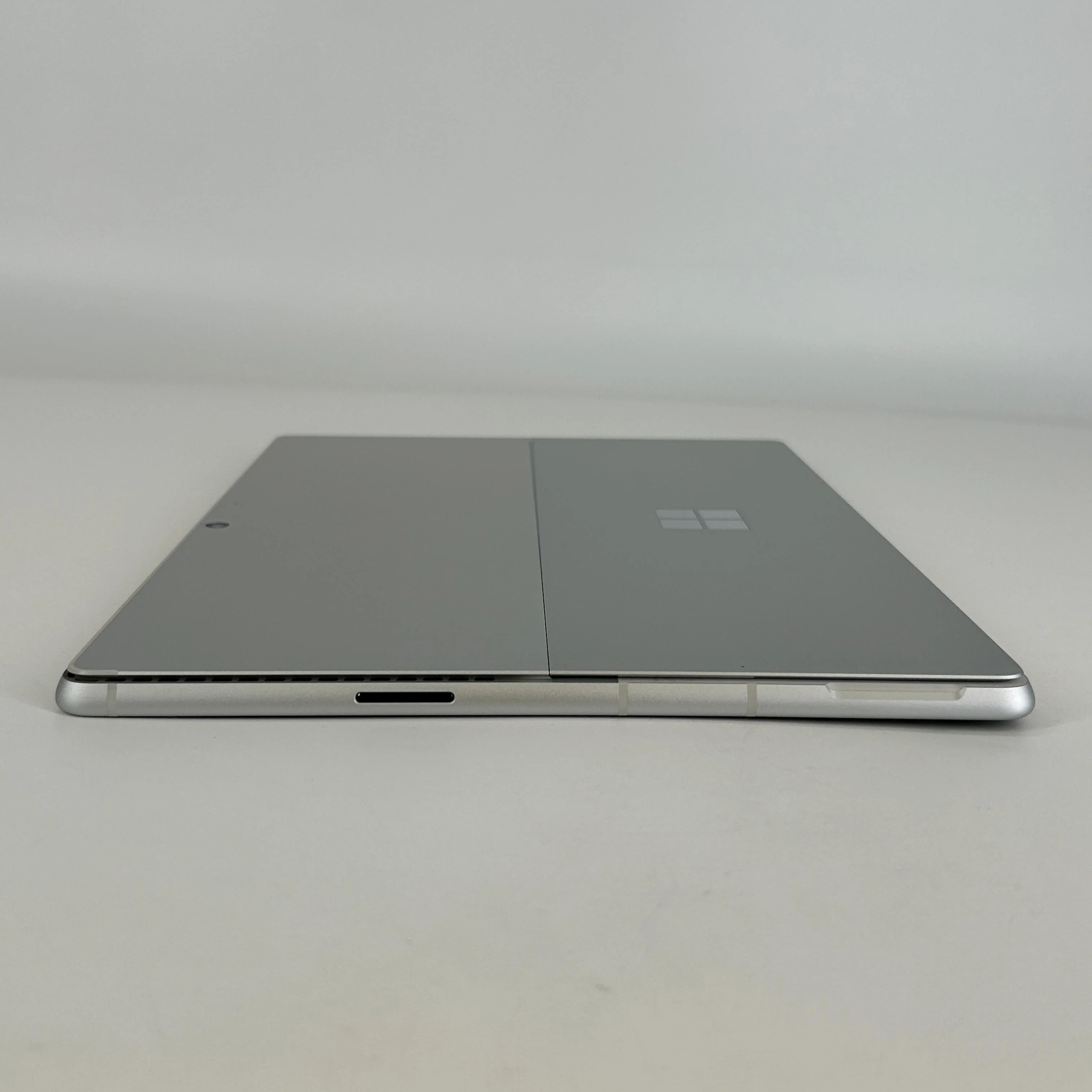 Microsoft Surface Pro 10 13 Silver Unlocked 2.1 GHz Intel Core Ultra 7 32GB RAM 512GB Solid State Drive - Image 6