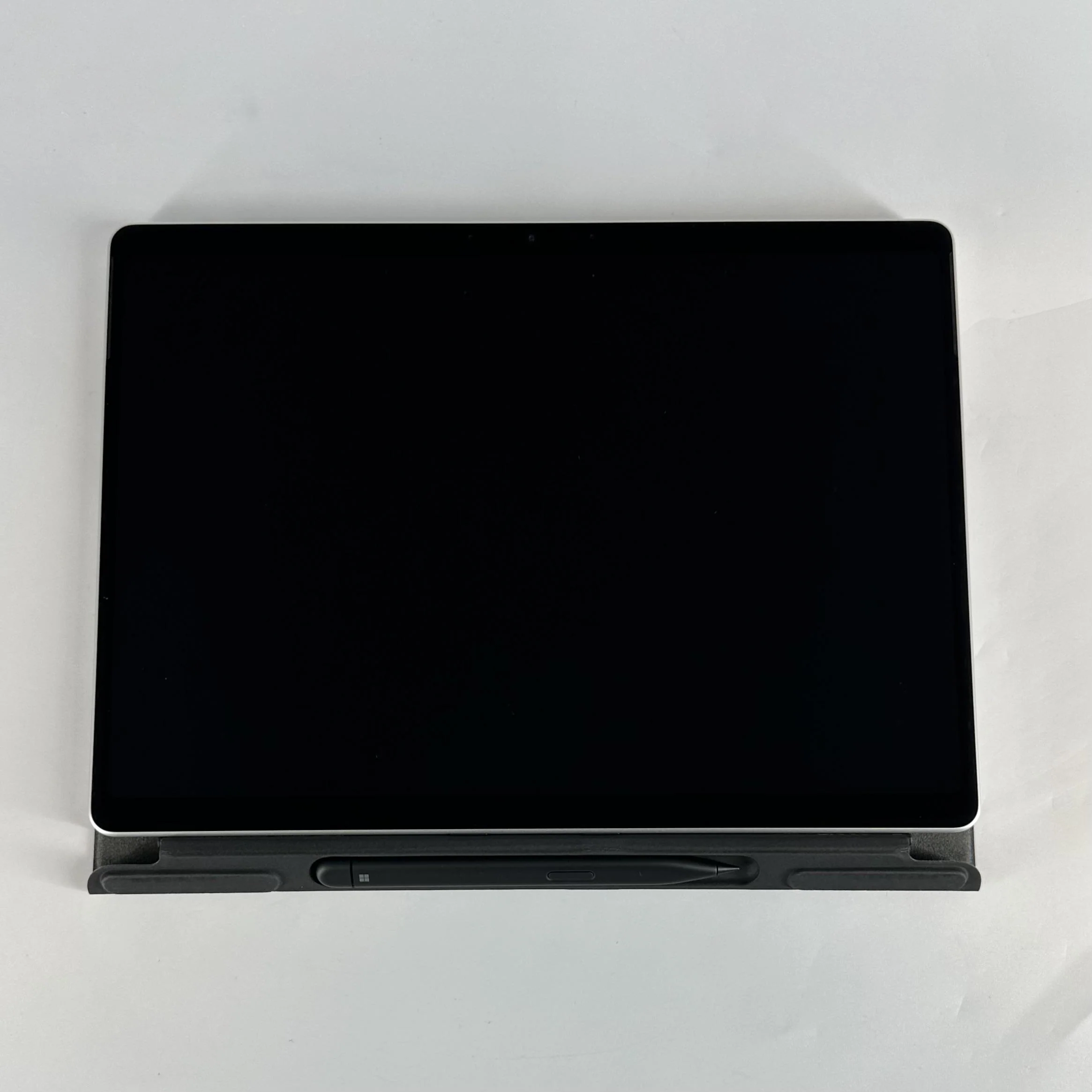 Microsoft Surface Pro 10 13 Silver WiFi 2.1 GHz Intel Core Ultra 7 16GB RAM 512GB Solid State Drive - Image 3