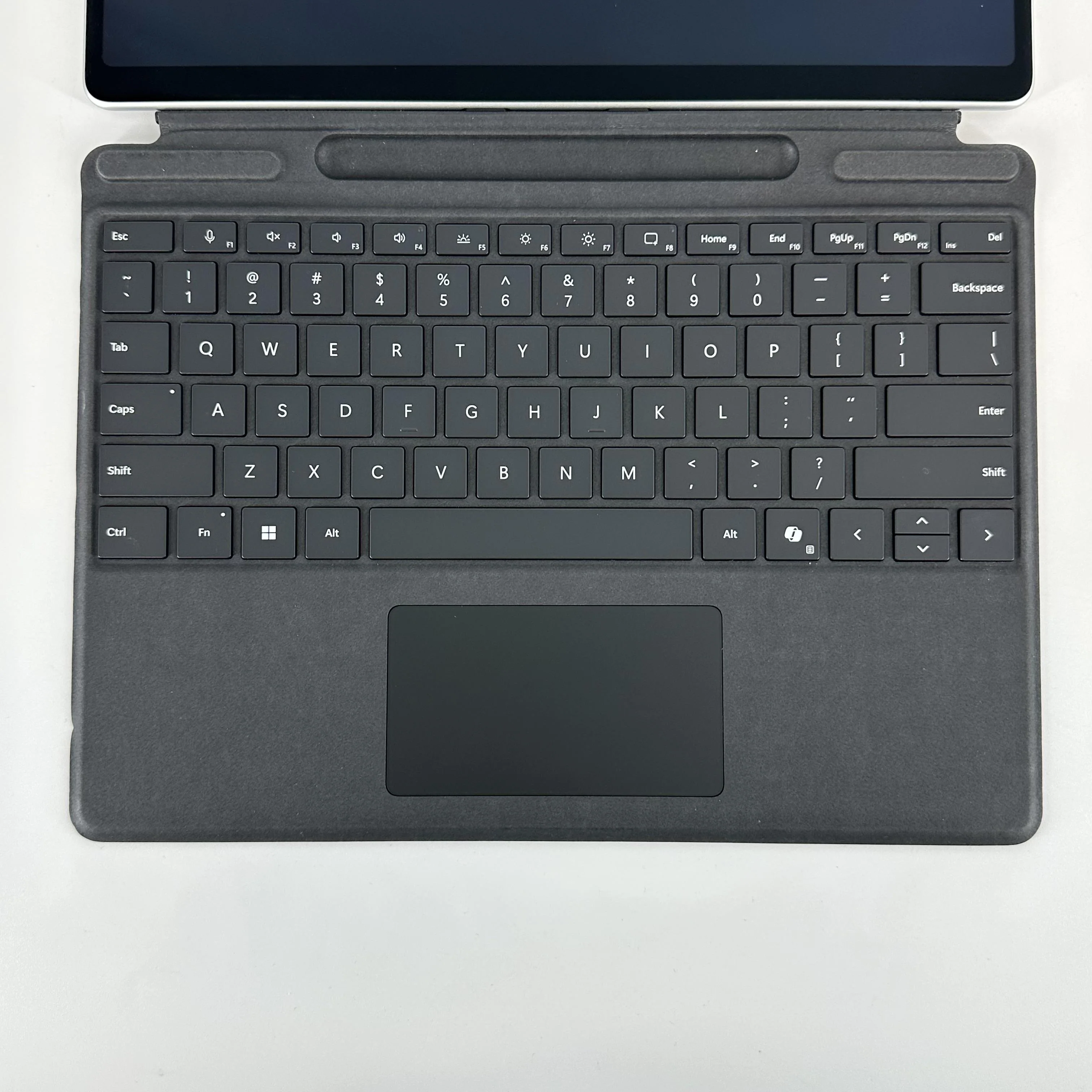 Microsoft Surface Pro 11 13 Silver WiFi 2.2 GHz Intel Core Ultra 7 Series 2 32GB RAM 1TB Solid State Drive - Image 3
