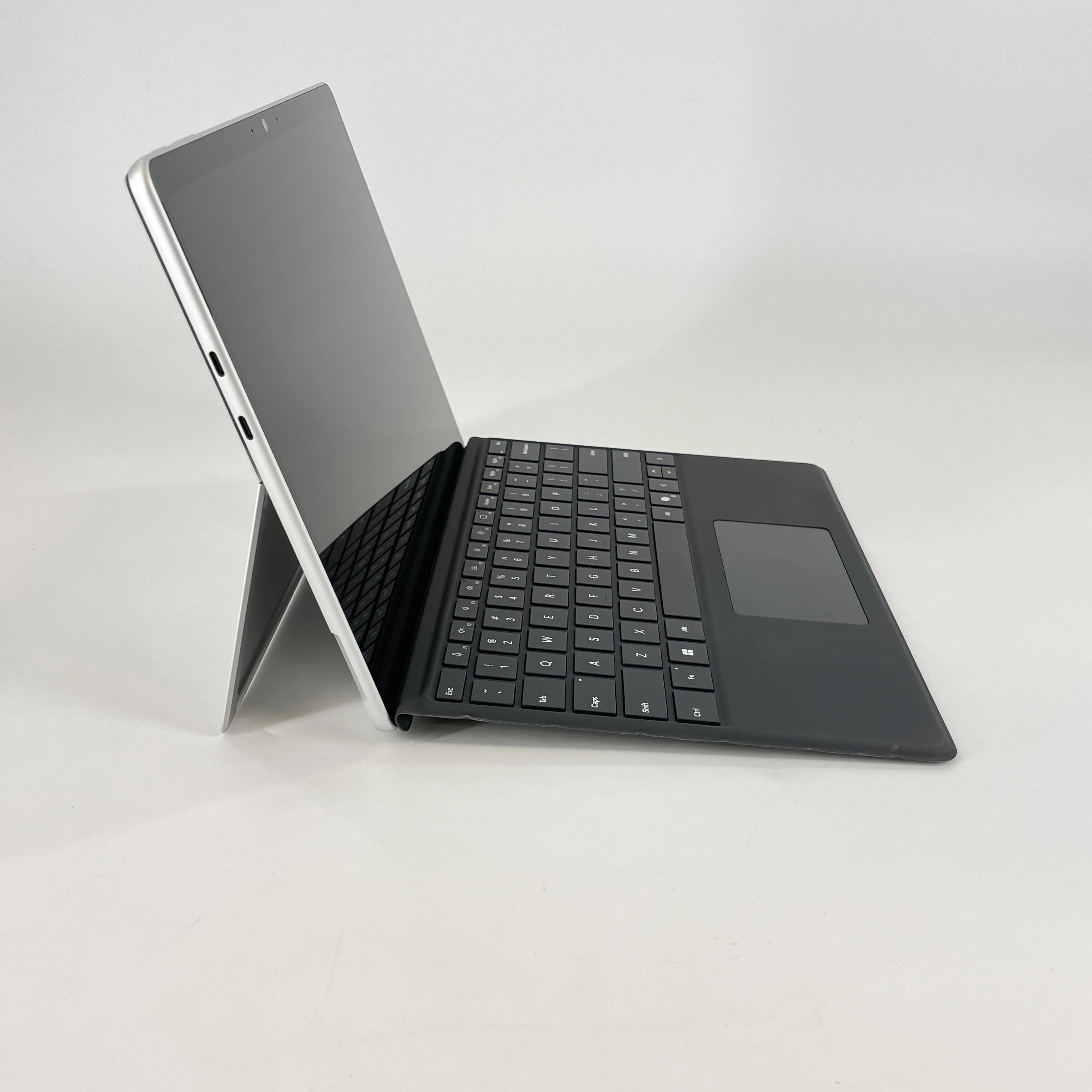 Microsoft Surface Pro 11 13 Silver WiFi 3.4 GHz Qualcomm Snapdragon X Plus 16GB RAM 256GB Solid State Drive - Image 2