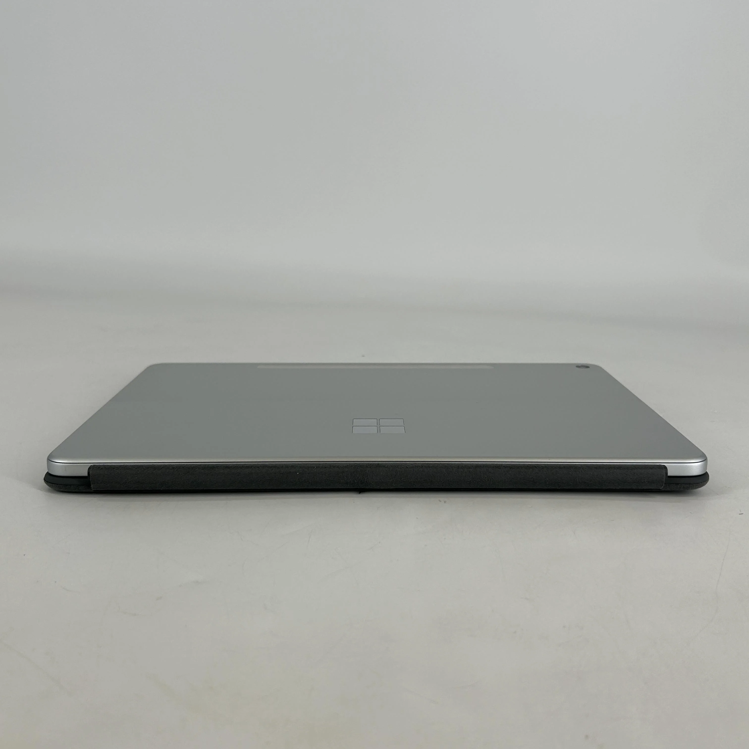 Microsoft Surface Pro 12 Silver WiFi 3.3 GHz Qualcomm Snapdragon X Plus 16GB RAM 256GB UniversalFlashStorage - Image 5