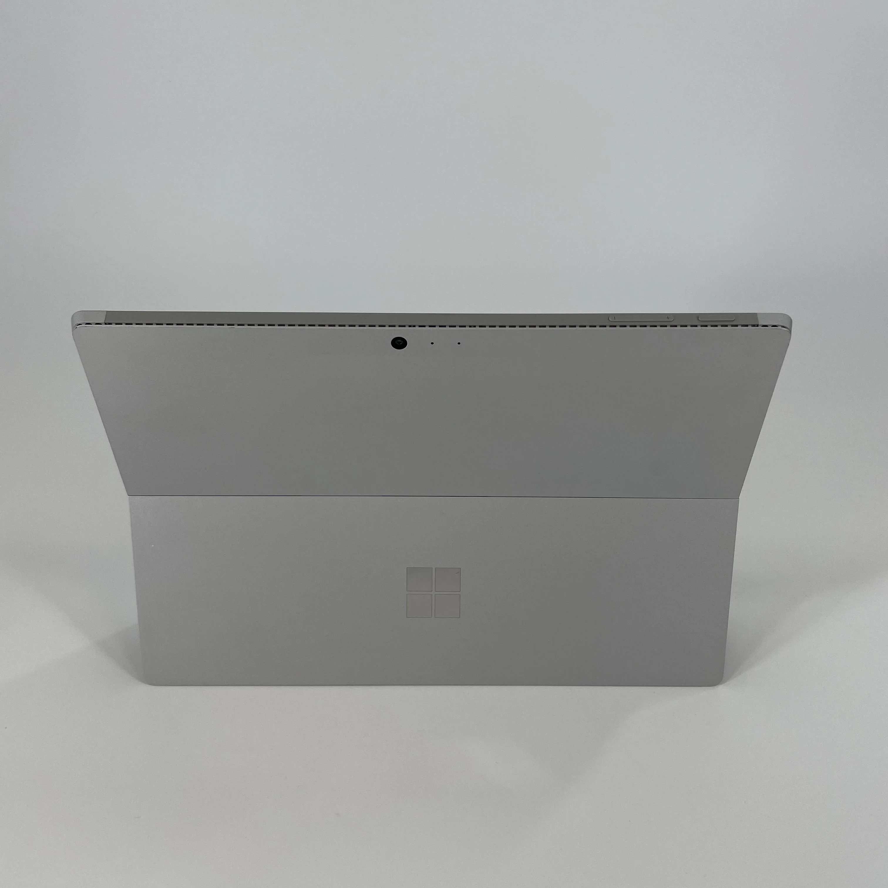 Microsoft Surface Pro 4 12.3 Silver WiFi 2.4 GHz Intel Core i5 6th Gen. 8GB RAM 256GB Solid State Drive - Image 5