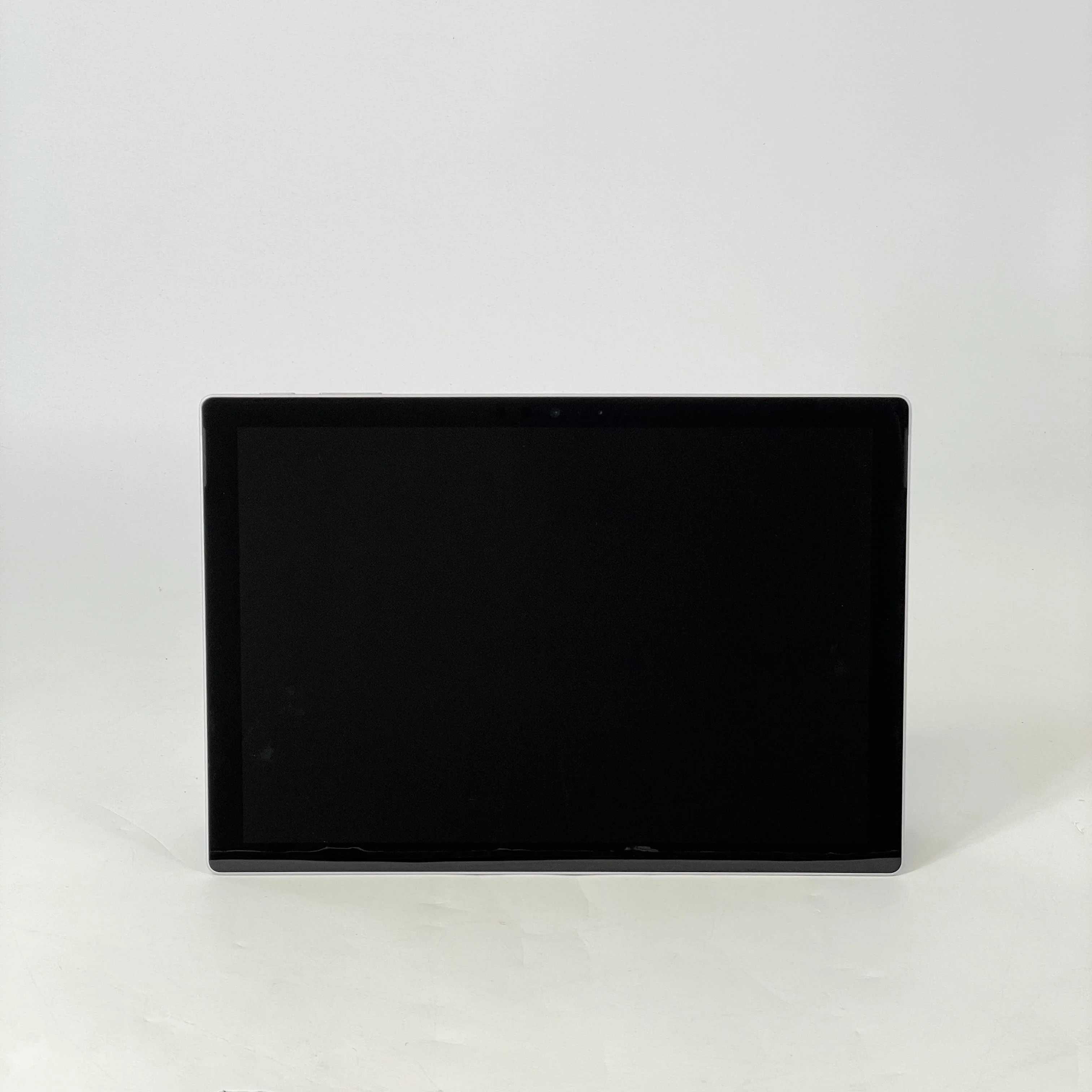 Microsoft Surface Pro 5 12.3 Silver Unlocked 2.6 GHz Intel Core i5 7th Gen. 8GB RAM 256GB Solid State Drive