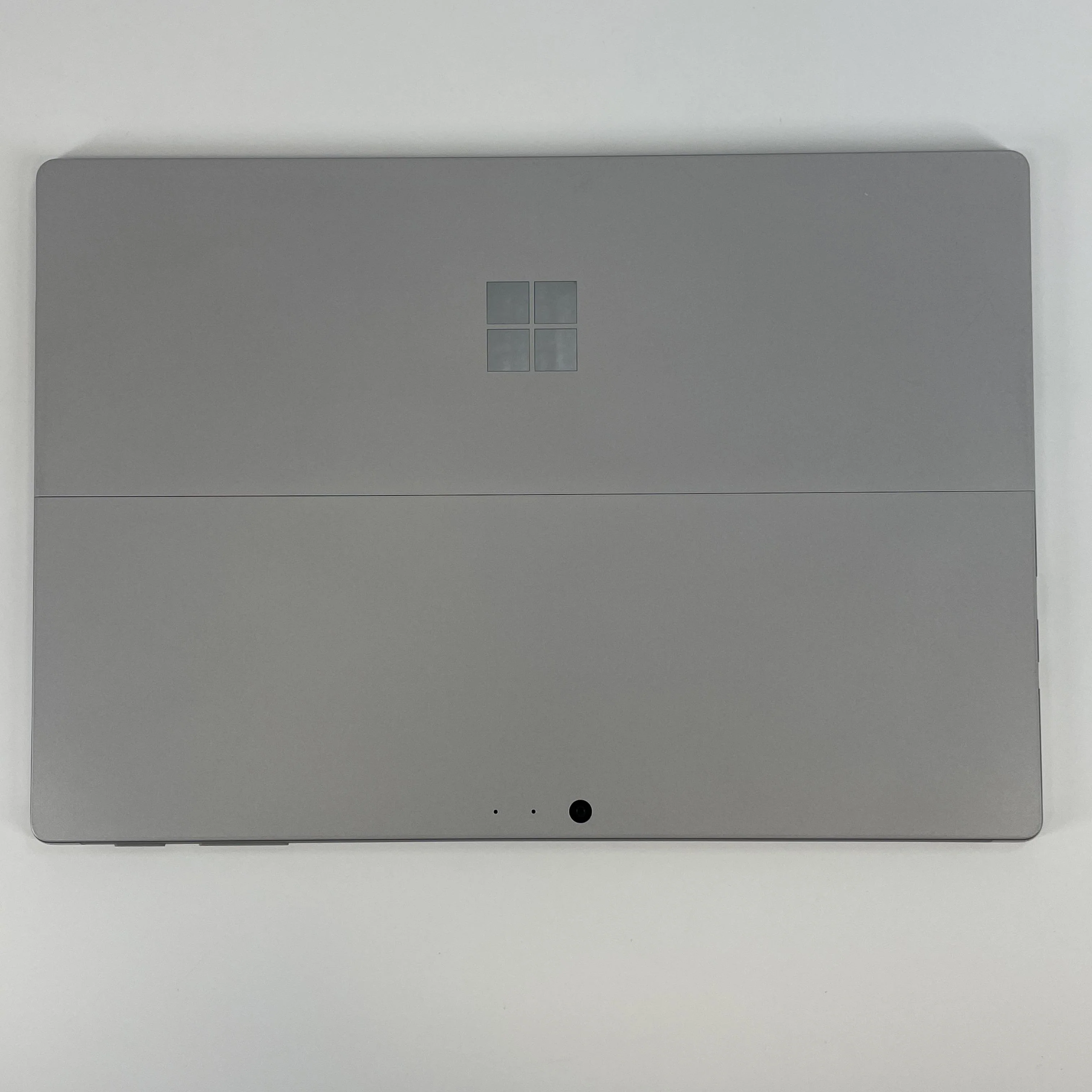 Microsoft Surface Pro 5 12.3 Silver WiFi 2.5 GHz Intel Core i7 7th Gen. 8GB RAM 256GB Solid State Drive - Image 5
