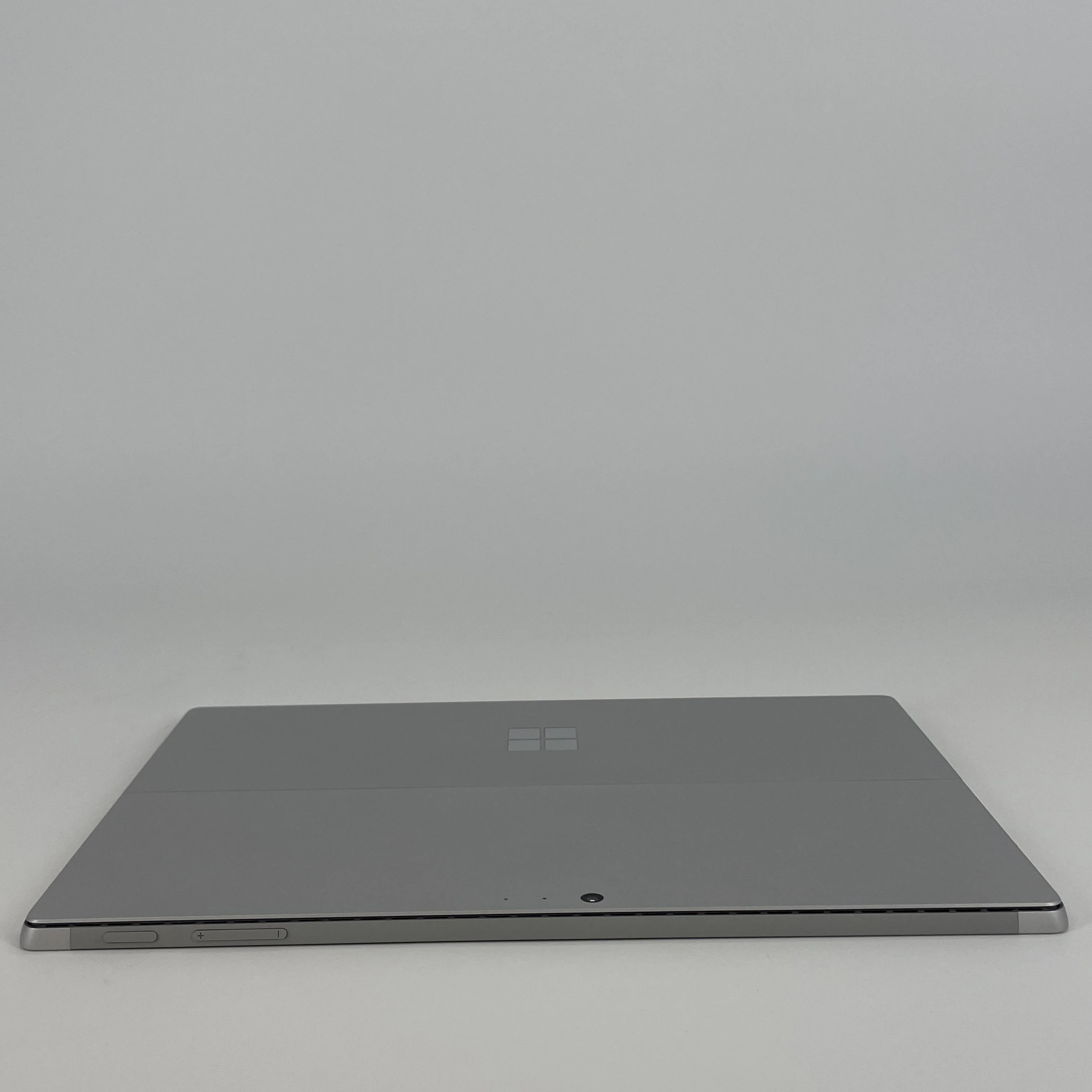Microsoft Surface Pro 5 12.3 Silver WiFi 2.5 GHz Intel Core i7 7th Gen. 8GB RAM 256GB Solid State Drive - Image 6